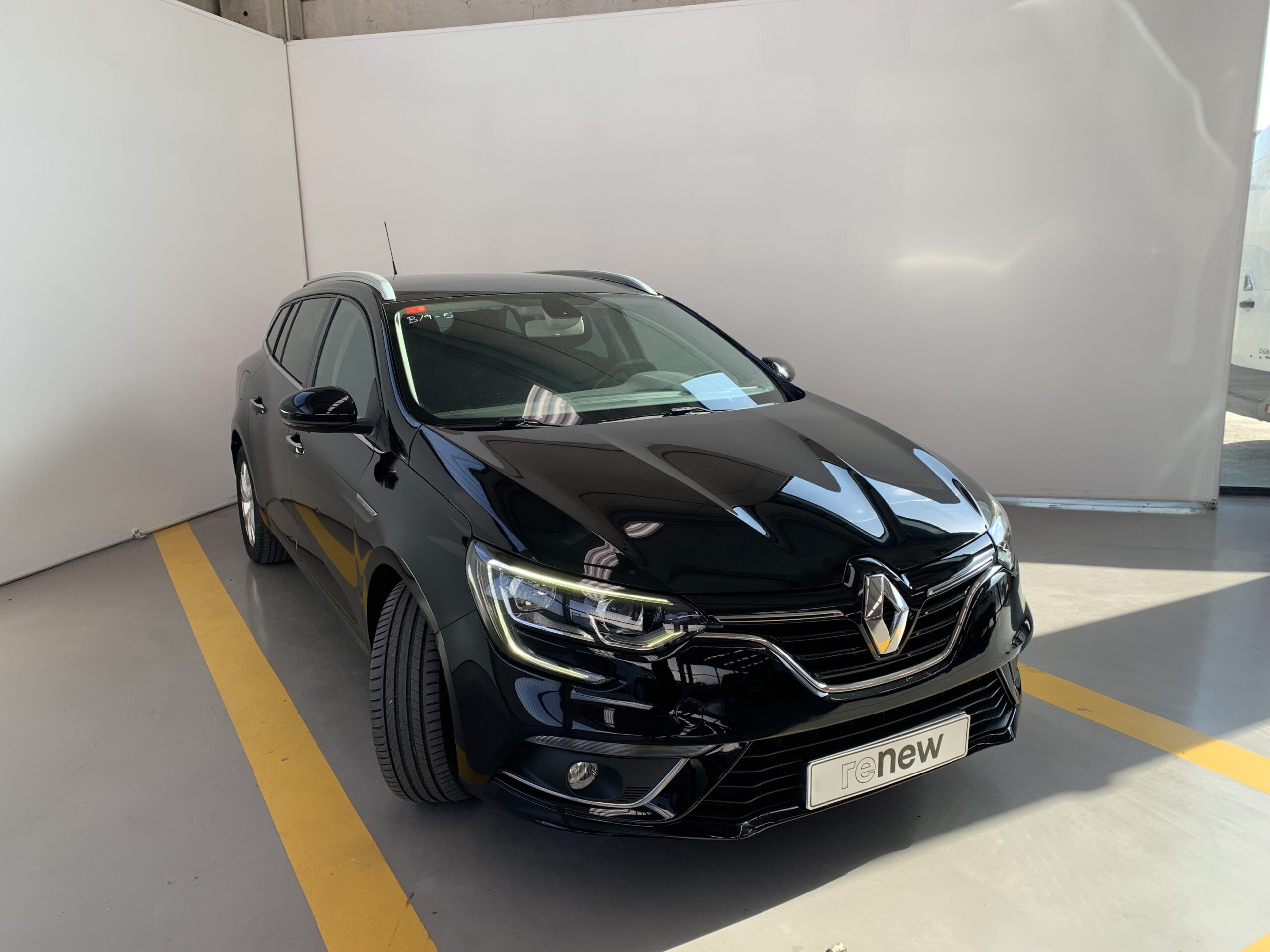 MEGANE SPORT TOURER LIMITED TCE 100CV