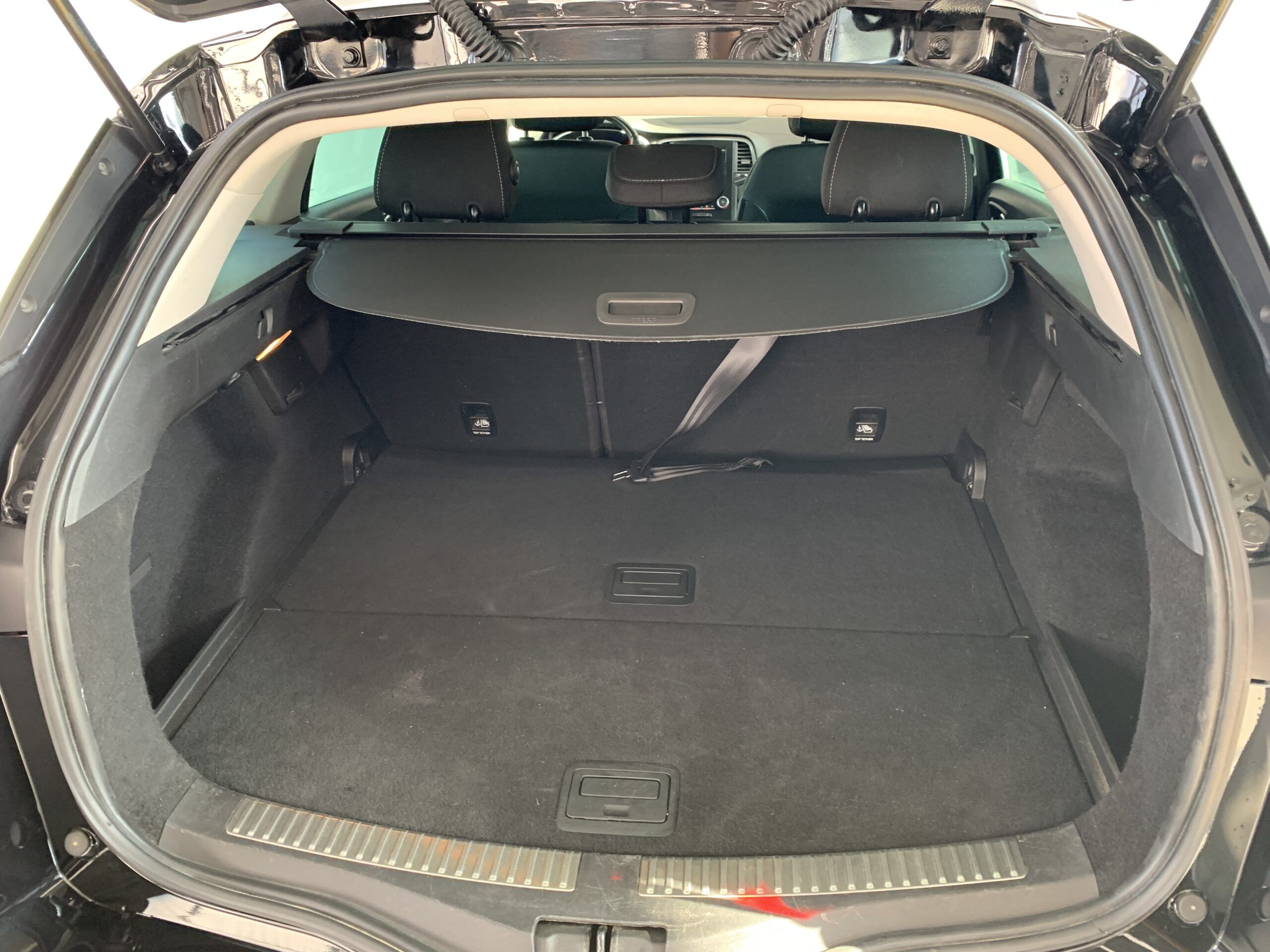 MEGANE SPORT TOURER LIMITED TCE 100CV