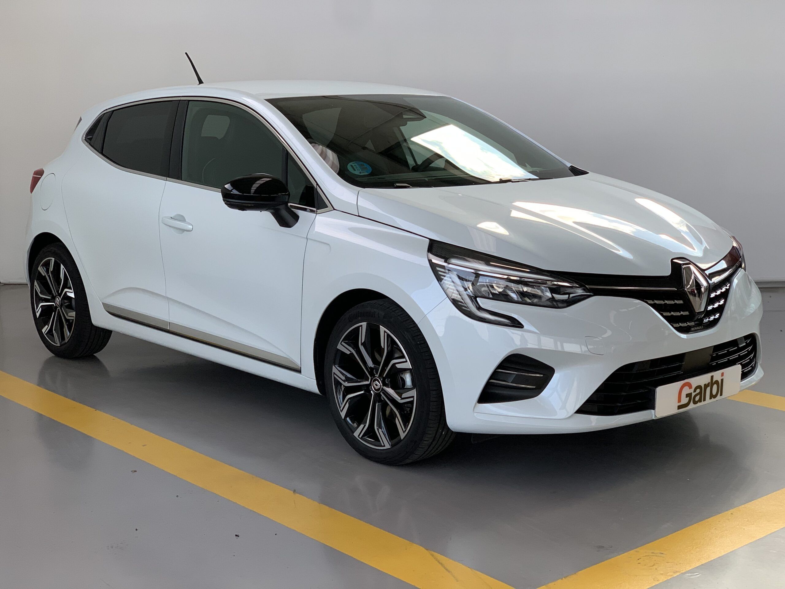 CLIO ZEN TECH 145CV + LLANTAS 17″