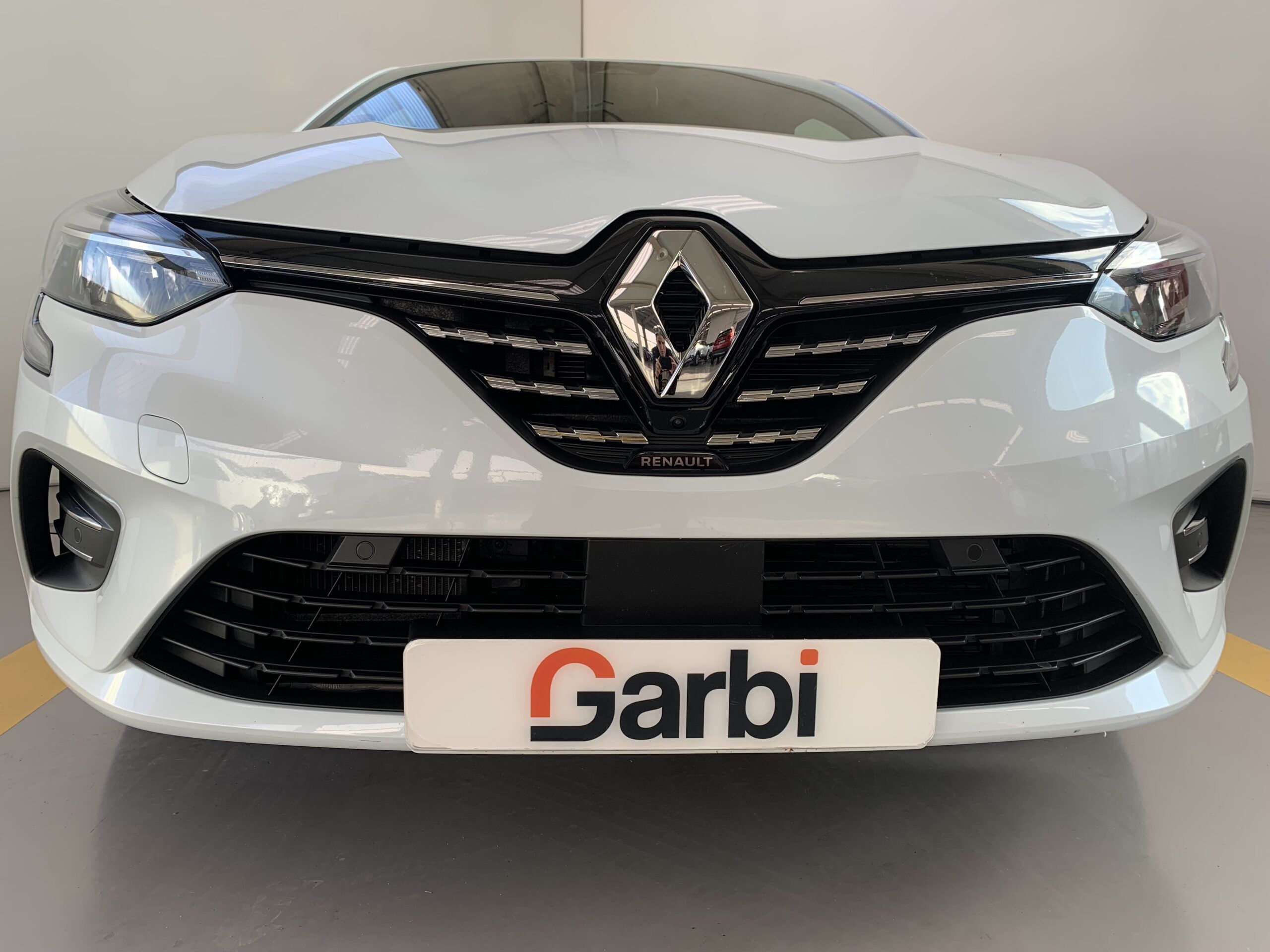 CLIO ZEN TECH 145CV + LLANTAS 17″