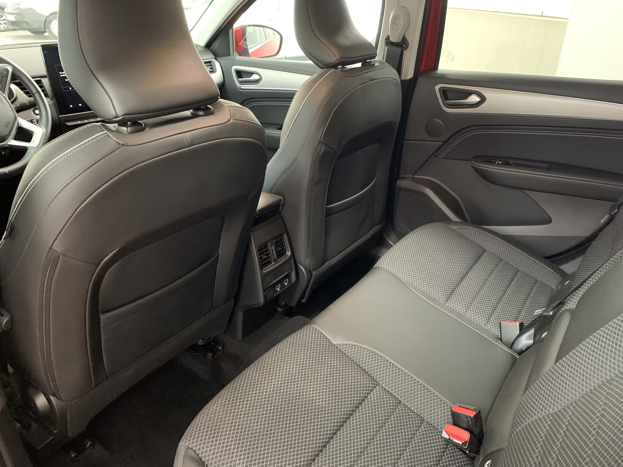 ARKANA TECHNO TCE 140CV MILD HYBRID