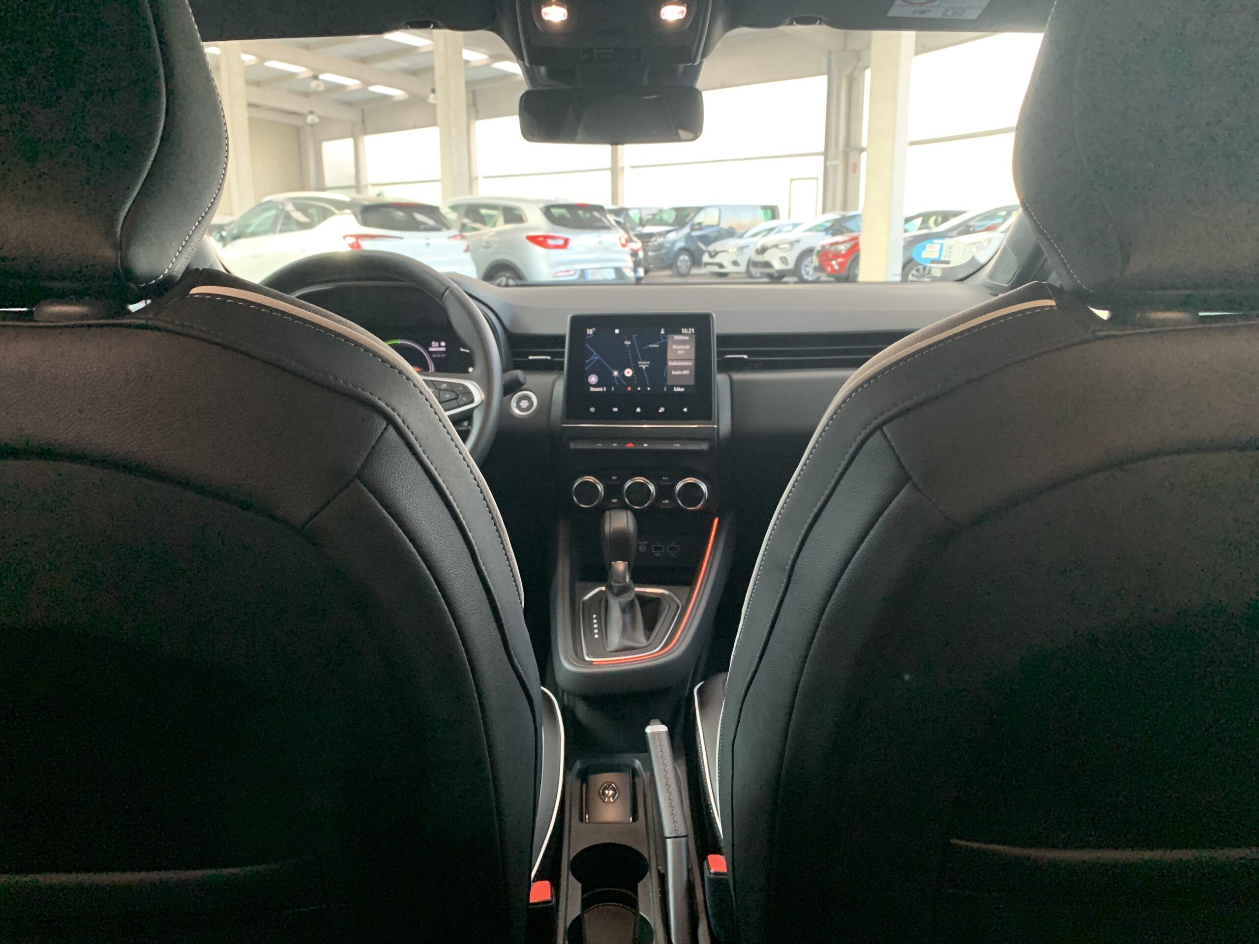 CLIO ZEN TECH 145CV + LLANTAS 17″