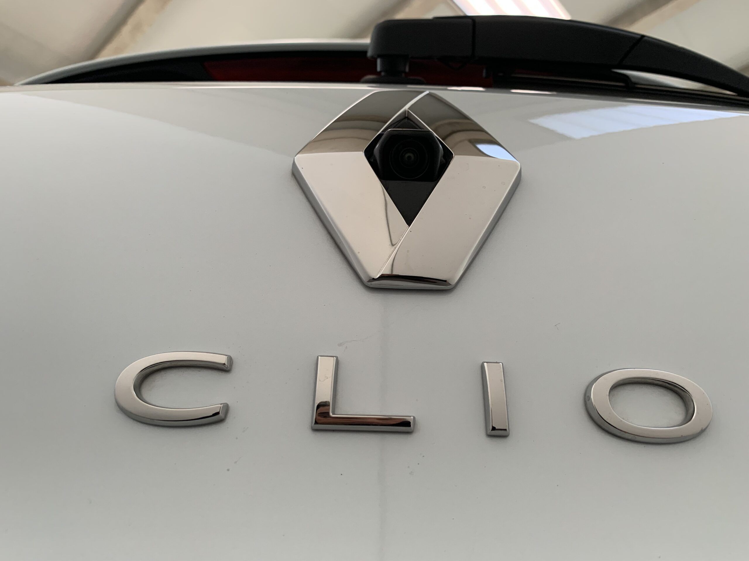 CLIO ZEN TECH 145CV + LLANTAS 17″