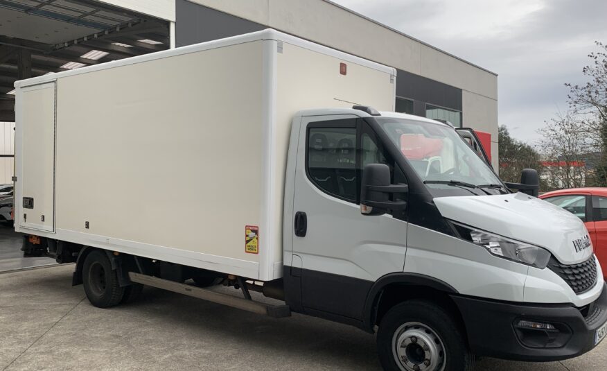 IVECO DAILY 70C 16H 3.0 4350 160CV + PLATAFORMA ELEVADORA