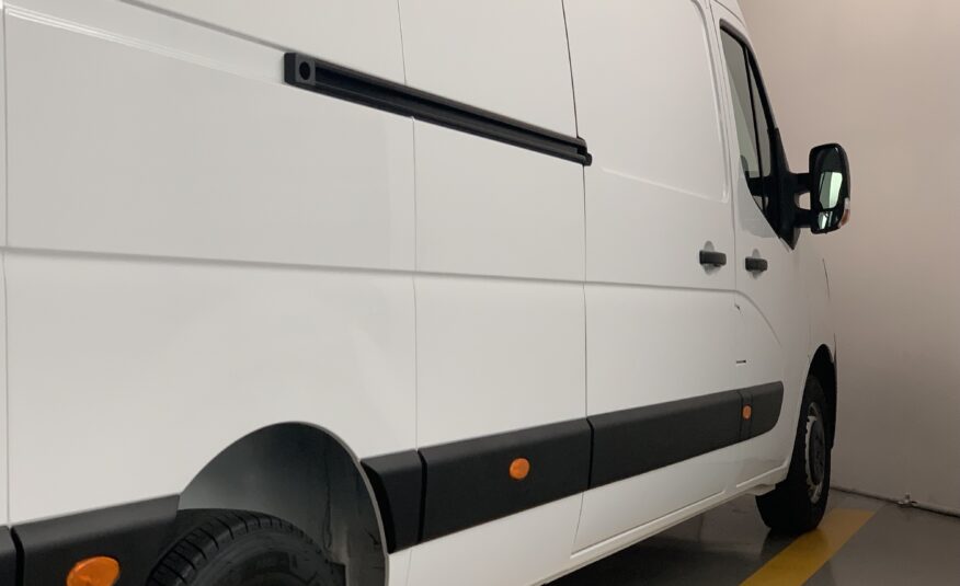 RENAULT MASTER FURGON L3H2 DCI 135CV + PACK AIRE