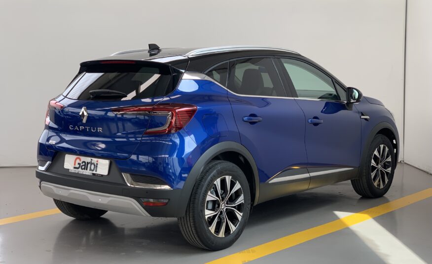 RENAULT CAPTUR TECHNO TCE 90CV +RUEDA + BARRAS DE TECHO