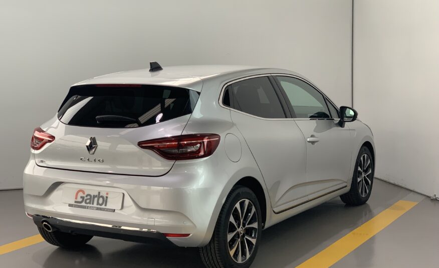 RENAULT CLIO TECHNO TCE 90CV + RUEDA + CAMARA DE VISION TRASERA