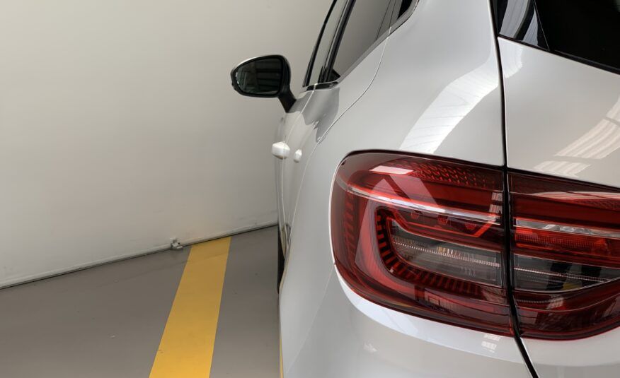 RENAULT CLIO TECHNO TCE 90CV + RUEDA REPUESTO + CARGADOR POR INDUCCION + PACK EASY PARKING + PACK LIGHTNING + PACK FULL SCREEN EASY LINK