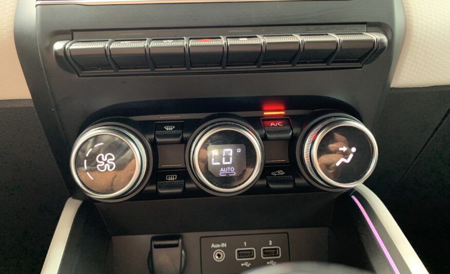 RENAULT CLIO TECHNO TCE 90CV + RUEDA REPUESTO + CARGADOR POR INDUCCION + PACK EASY PARKING + PACK LIGHTNING + PACK FULL SCREEN EASY LINK