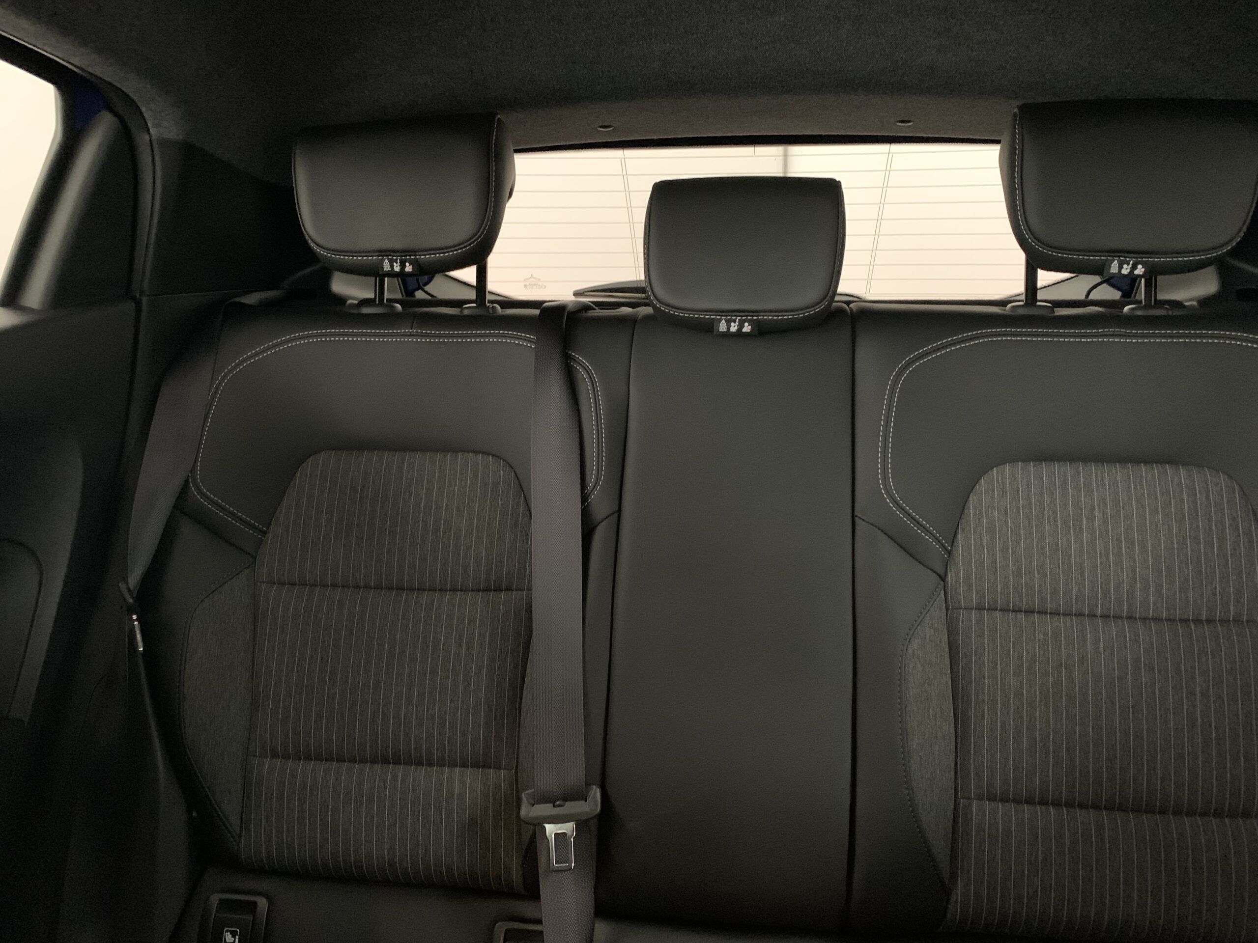 RENAULT CLIO TECHNO TCE 140CV + RUEDA DE REPUESTO + CARGADOR POR INDUCCION + PACK CITY