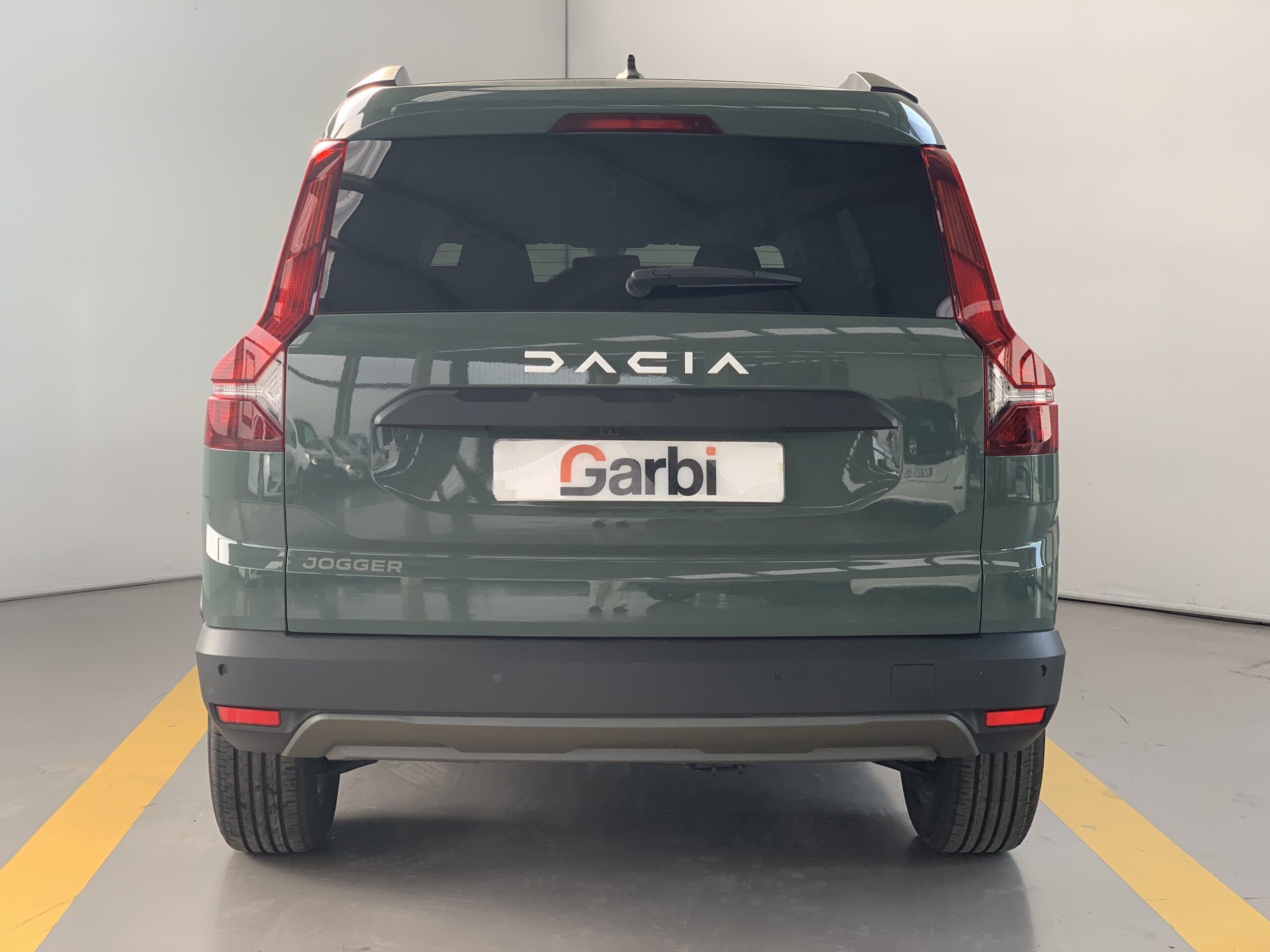 DACIA JOGGER EXPRESSION 1.0 TCE 110CV 7 PLAZAS + RUEDA DE REPUESTO + CLIMATIZACION AUTOMATICA + PACK EASY + FRENO DE MANO ELECTRICO + TARJETA MANOS LIBRES + PACK NAVEGACION + SENSORES DE APARCAMIENTO DELANTEROS Y TRASEROS CON CAMARA Y DETECTOR DE ANGULO MUERTO