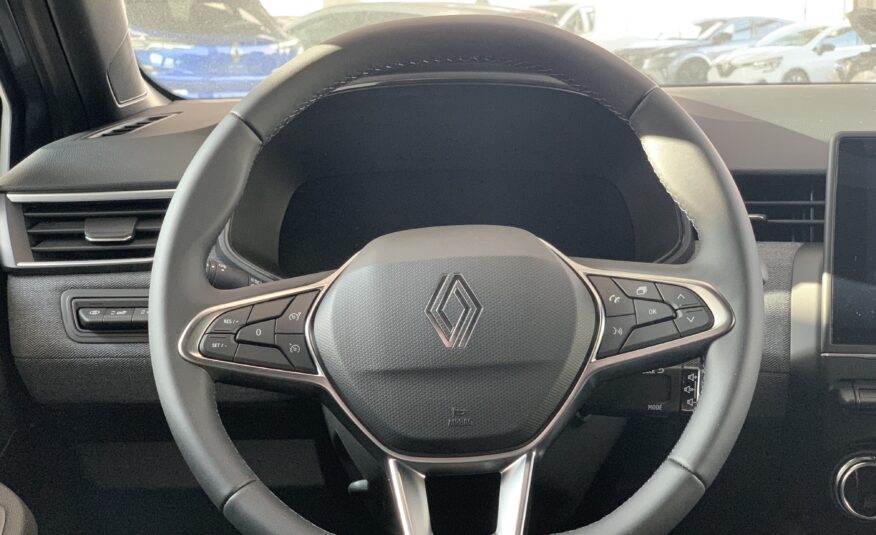 RENAULT CLIO TECHNO E-TECH 145CV