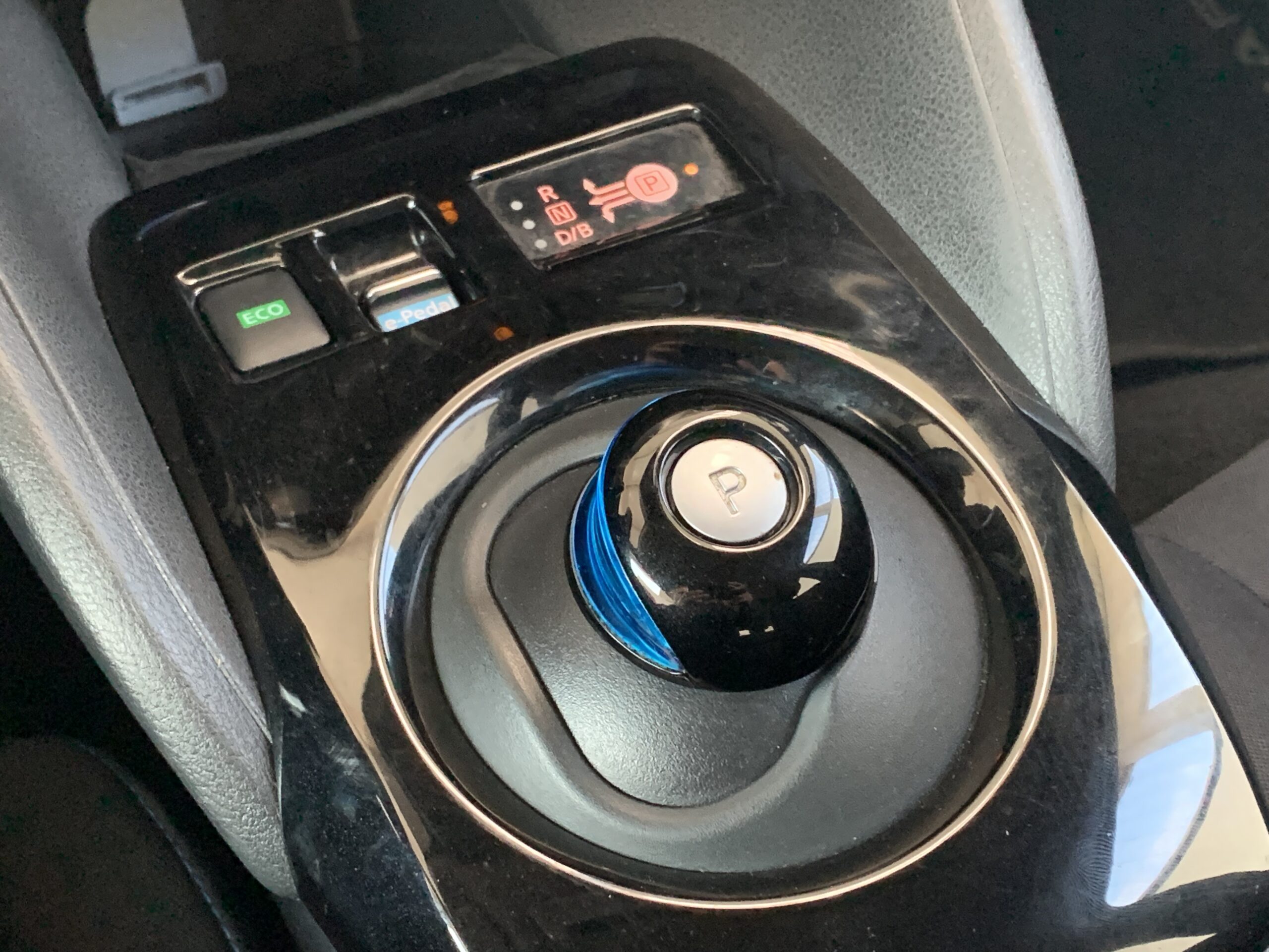 NISSAN LEAF ACENTA 5 PUERTAS 40KWH 150CV