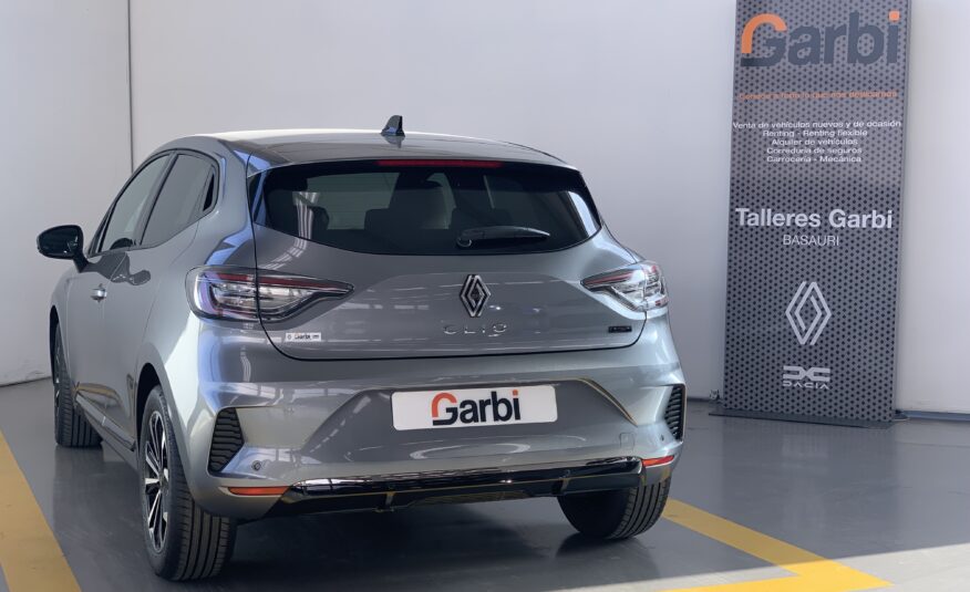 RENAULT CLIO TECHNO E-TECH 145CV