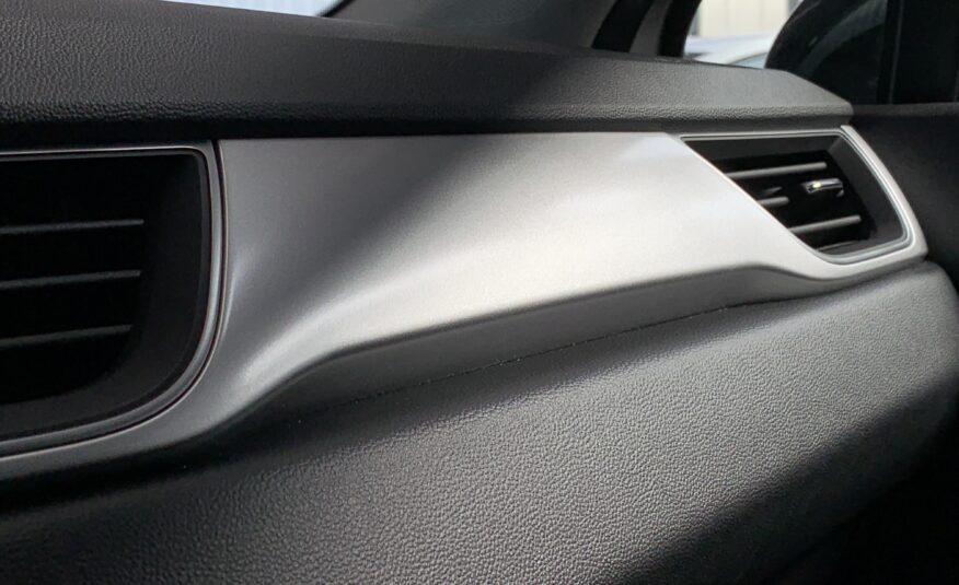 RENAULT CAPTUR TECHNO MILD HYBRID 140CV AUTOMATICO