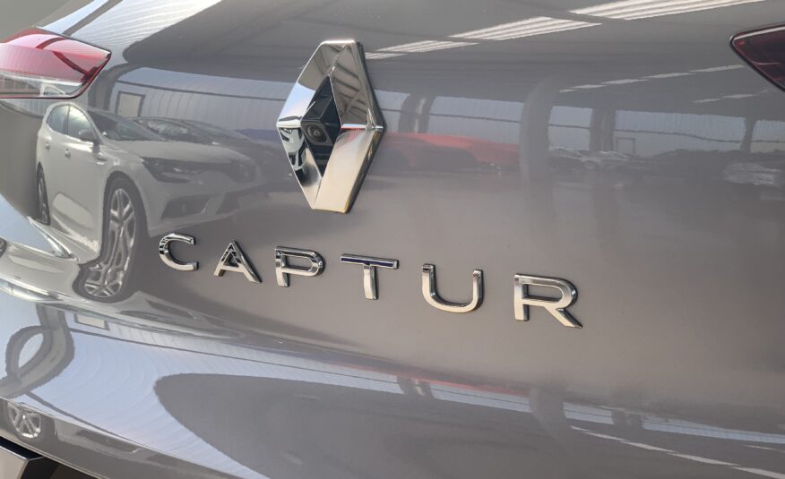 RENAULT CAPTUR TECHNO MILD HYBRID 140CV AUTOMATICO
