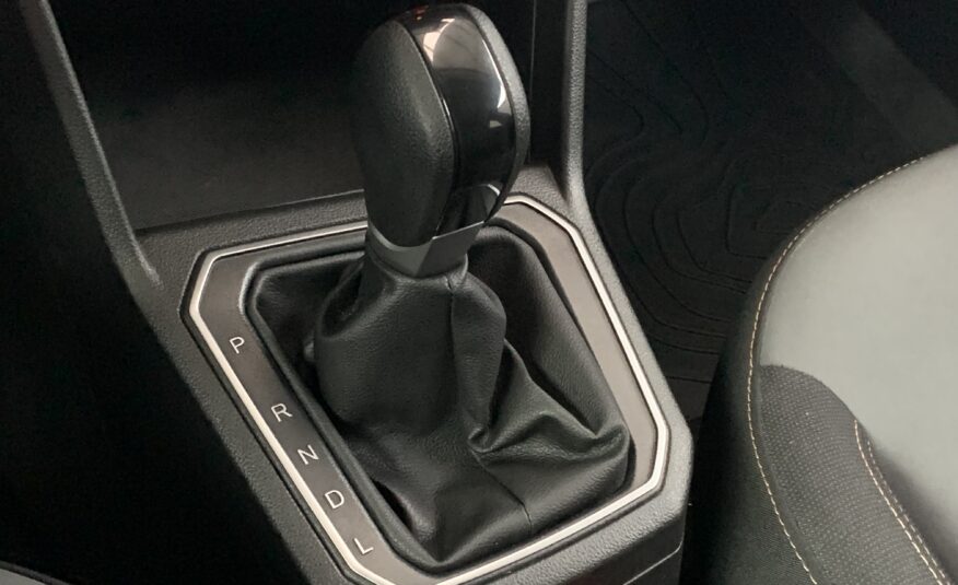 DACIA SANDERO STEPWAY EXTREME TCE 90CV CVT AUTOMATICO + NAVEGACION INCORPORADA EN LA PANTALLA + FRENO DE MANO AUTOMATICO + AYUDA AL APARCAMIENTO DELANTERO Y TRASERO + DETECTOR DE ANGULO MUERTO + CONSOLA CENTRAL CERRADA CON REPOSABRAZOS