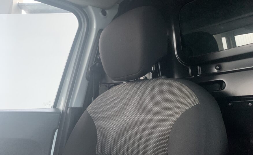 DACIA DOKKER FURGON DCI 75CV
