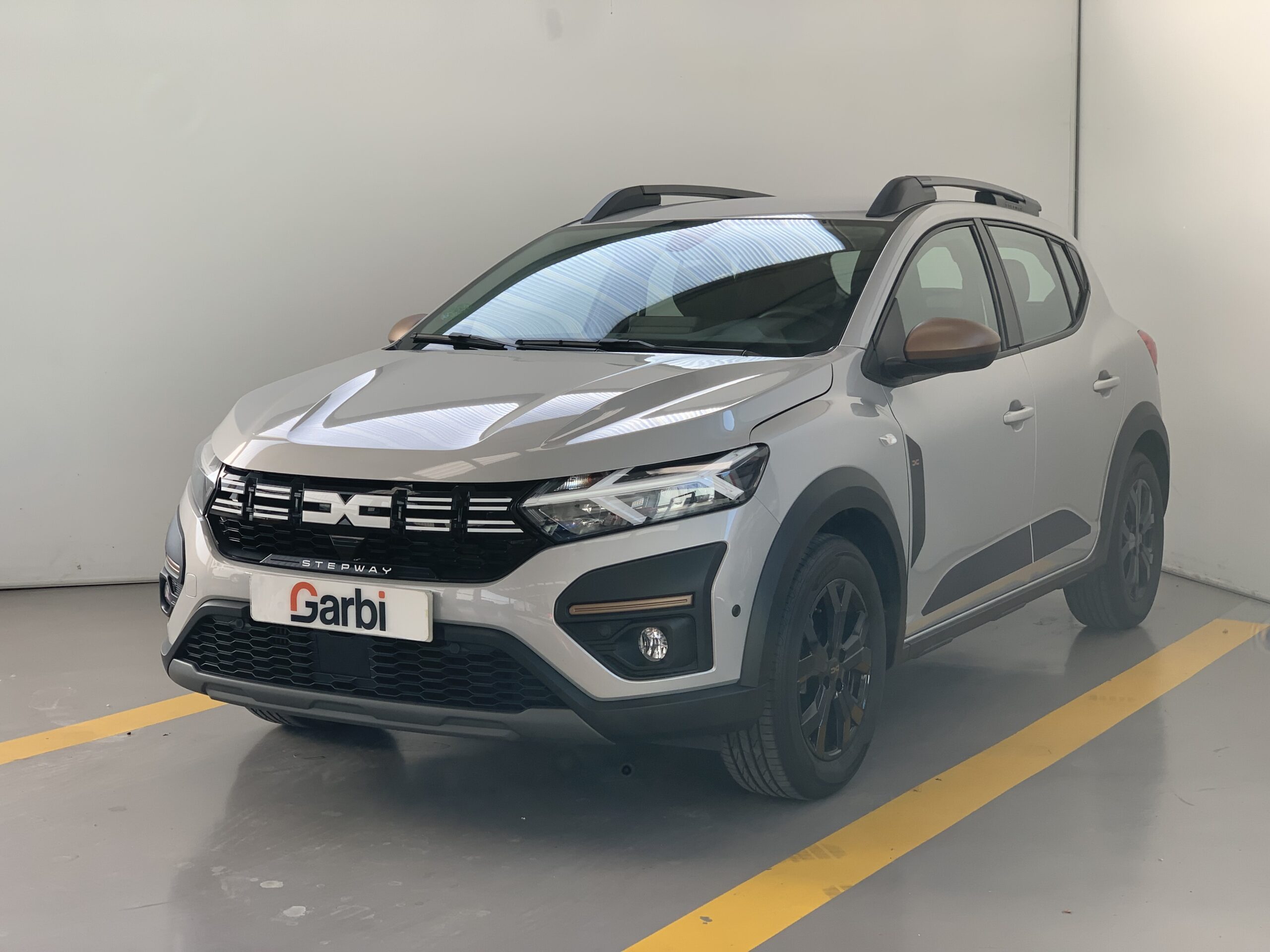 DACIA SANDERO STEPWAY EXTREME TCE 90CV CVT (AUTOMATICO) + RUEDA