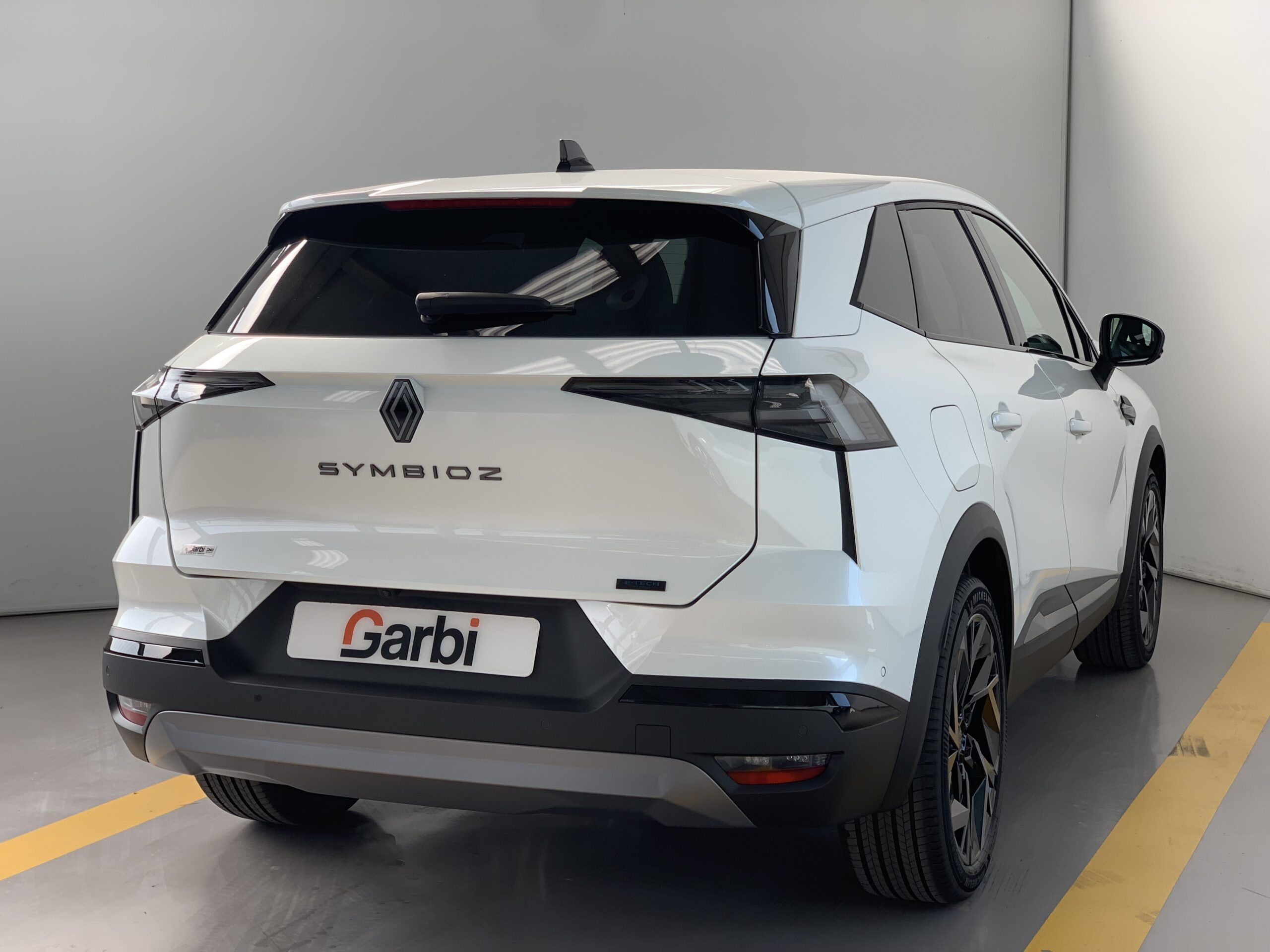 RENAULT SYMBIOZ ESPIRIT ALPINE E-TECH 145CV + PACK SAFETY & DRIVING