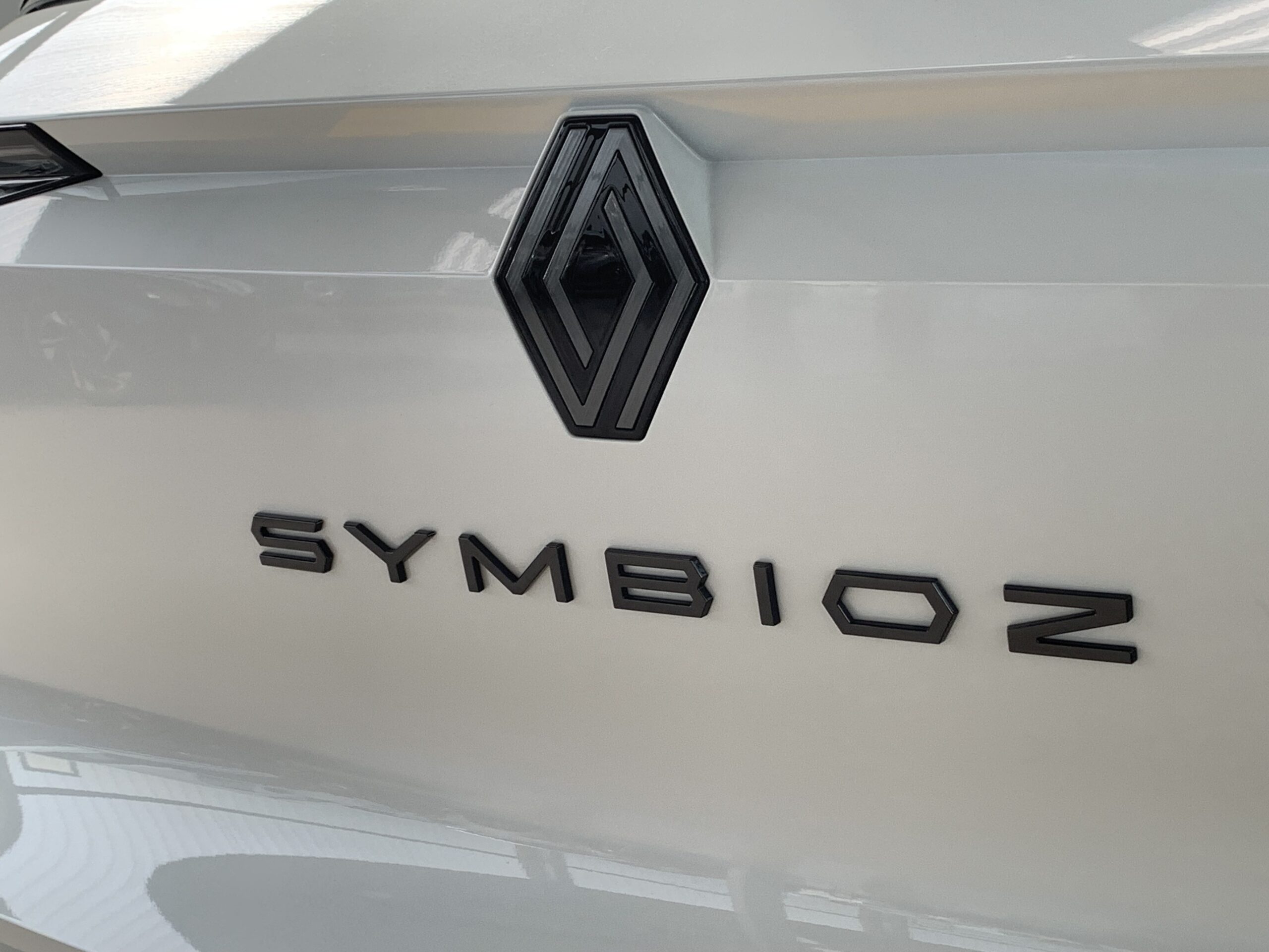 RENAULT SYMBIOZ ESPIRIT ALPINE E-TECH 145CV + PACK SAFETY & DRIVING