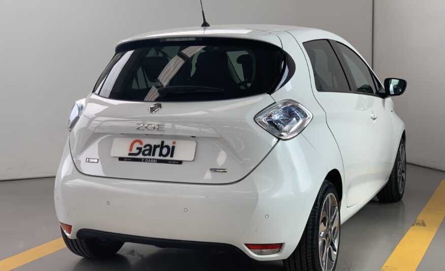 RENAULT ZOE LIMITED 110CV BATERIA 40KWH + LLANTAS DE ALEACION + AYUDA AL APARCAMIENTO TRASERO & CAMARA DE VISION TRASERA