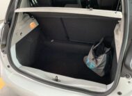 RENAULT ZOE LIMITED 110CV BATERIA 40KWH + LLANTAS DE ALEACION + AYUDA AL APARCAMIENTO TRASERO & CAMARA DE VISION TRASERA