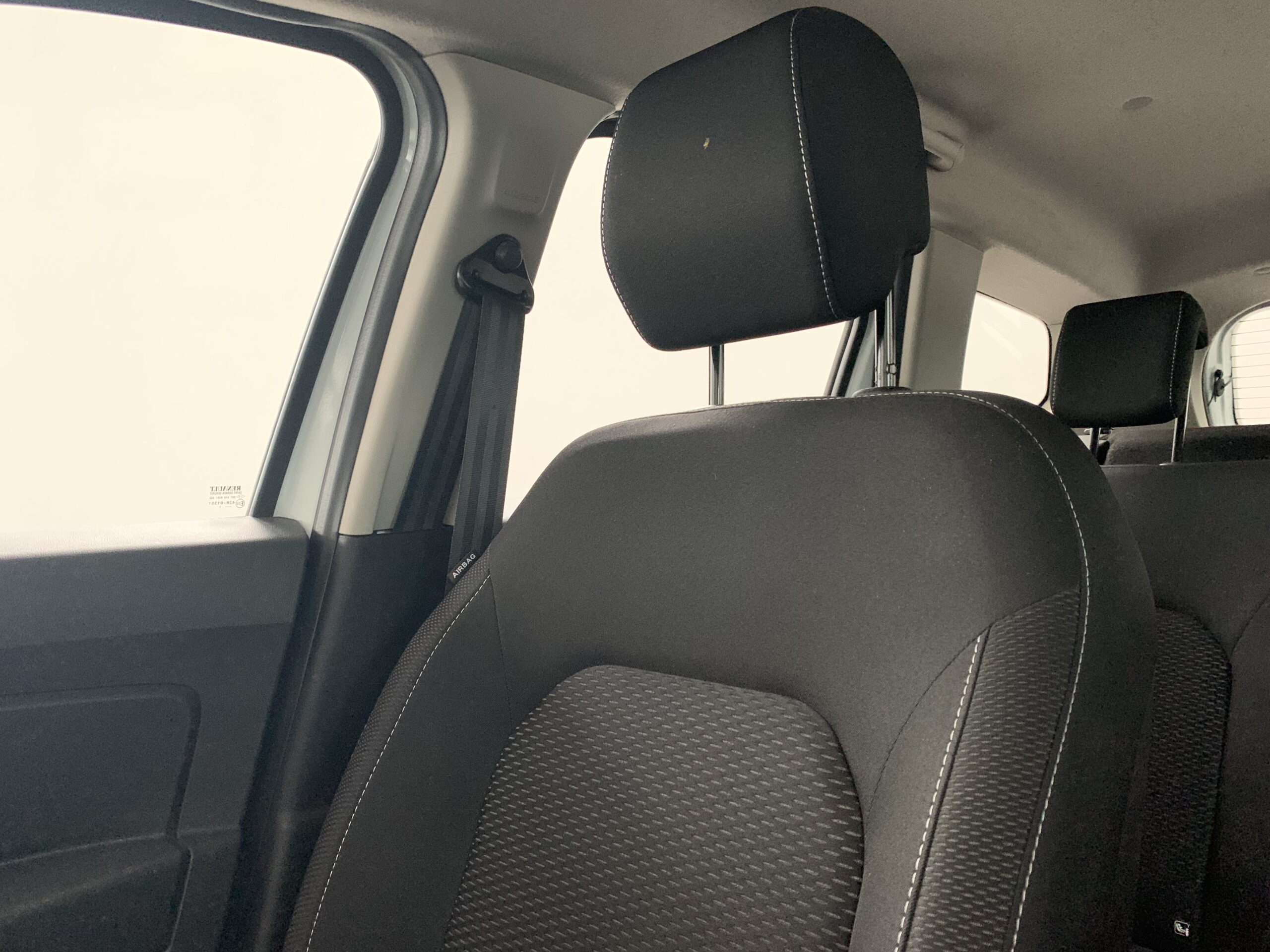 DACIA DUSTER CONFORT 1.5 BLUE DCI 115CV 4X4 + RUEDA + ELEVALUNAS TRASEROS ELECTRICOS