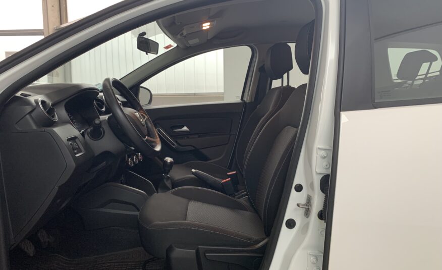 DACIA DUSTER CONFORT 1.5 BLUE DCI 115CV 4X4 + RUEDA + ELEVALUNAS TRASEROS ELECTRICOS