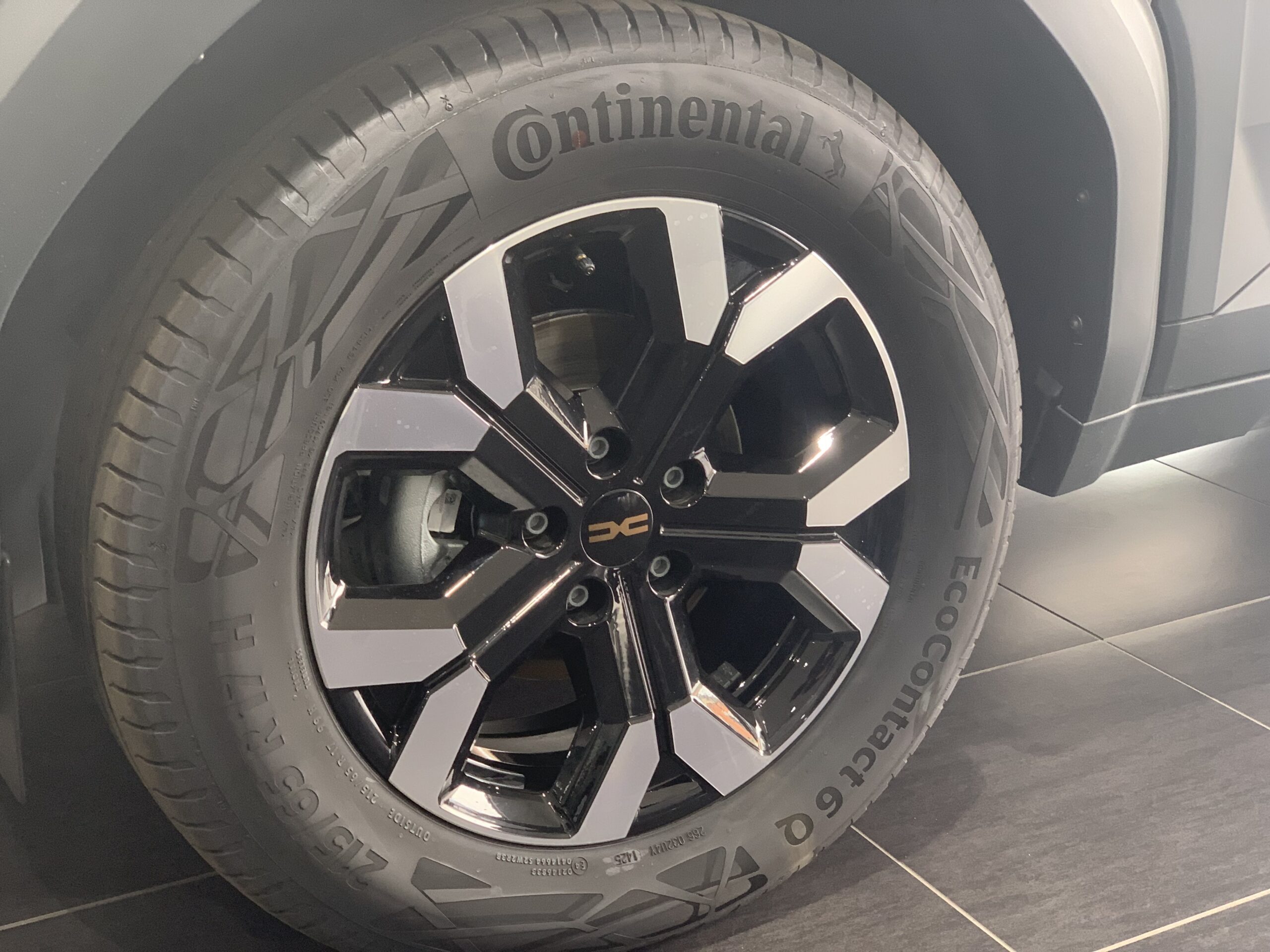 DACIA NUEVO DUSTER EXTREME ECO-G (GLP) 100CV + PACK TECHNO + PACK  PARKING