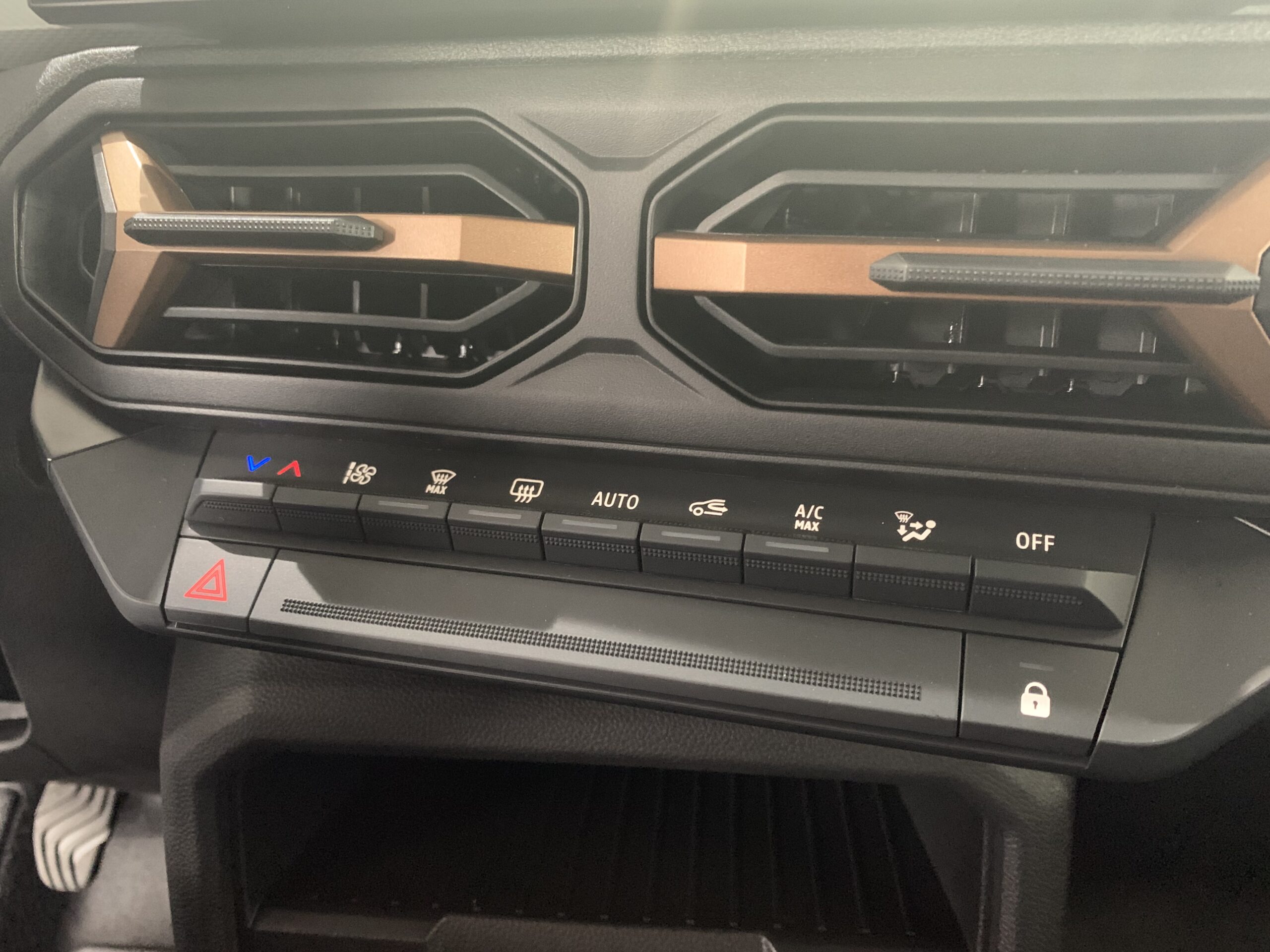 DACIA NUEVO DUSTER EXTREME ECO-G (GLP) 100CV + PACK TECHNO + PACK  PARKING