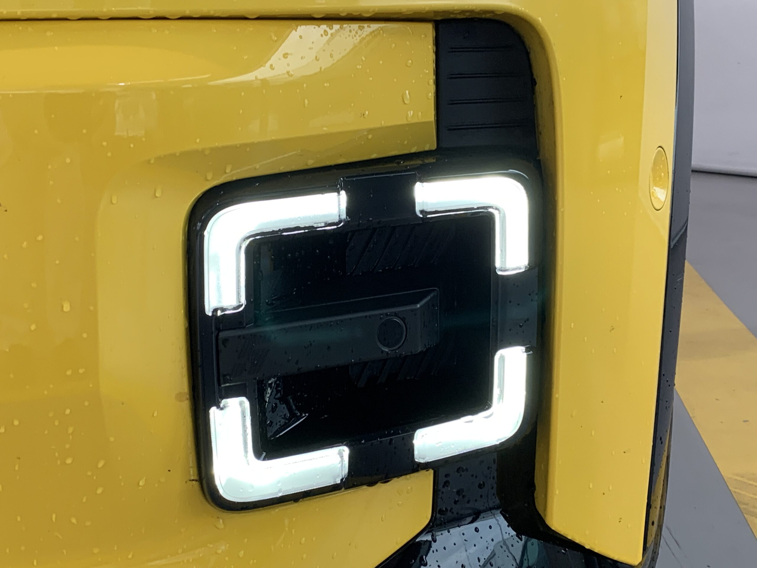 RENAULT 5 ICONIC CINQ 150CV ELECTRICO 100% AUTONOMIA CONFORT (HASTA 412KM DE AUTONOMIA) + CARGA BIDIRECCIONAL + PACK SAFETY & EASY DRIVE + AUDIO PREMIUM HARMAN KARDON & GOOGLE INTEGRADO