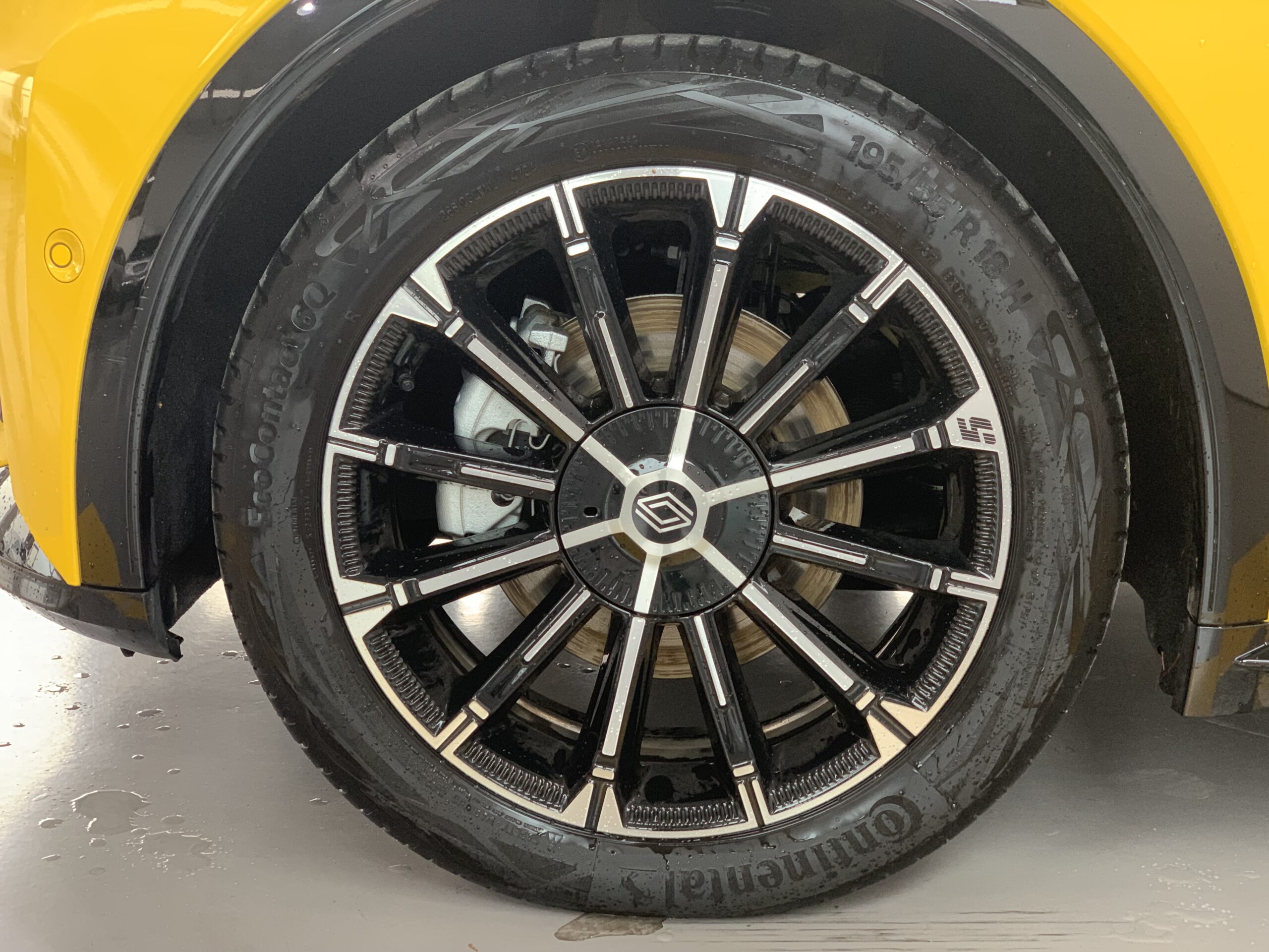 RENAULT 5 ICONIC CINQ 150CV ELECTRICO 100% AUTONOMIA CONFORT (HASTA 412KM DE AUTONOMIA) + CARGA BIDIRECCIONAL + PACK SAFETY & EASY DRIVE + AUDIO PREMIUM HARMAN KARDON & GOOGLE INTEGRADO