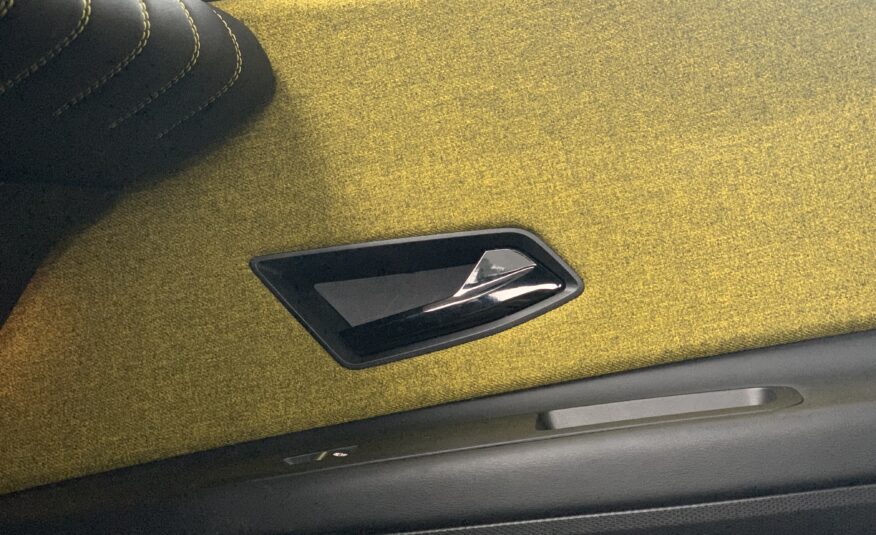 RENAULT 5 ICONIC CINQ 150CV ELECTRICO 100% AUTONOMIA CONFORT (HASTA 412KM DE AUTONOMIA) + CARGA BIDIRECCIONAL + PACK SAFETY & EASY DRIVE + AUDIO PREMIUM HARMAN KARDON & GOOGLE INTEGRADO