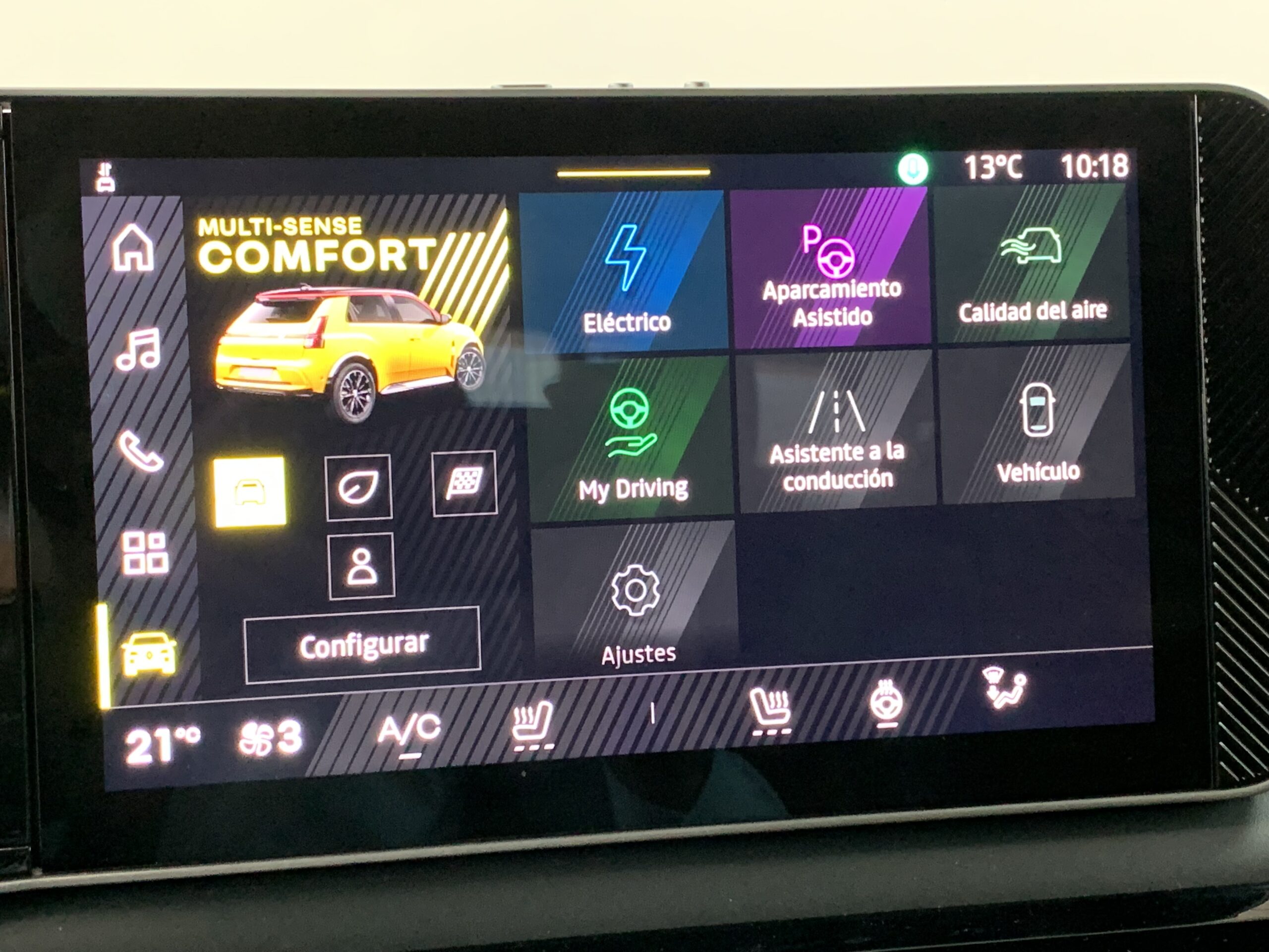 RENAULT 5 ICONIC CINQ 150CV ELECTRICO 100% AUTONOMIA CONFORT (HASTA 412KM DE AUTONOMIA) + CARGA BIDIRECCIONAL + PACK SAFETY & EASY DRIVE + AUDIO PREMIUM HARMAN KARDON & GOOGLE INTEGRADO