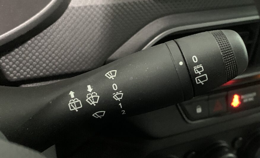 DACIA SANDERO ESSENTIAL ECO-G (GLP) DE 100CV + MEDIA DISPLAY DE 8´´ + SENSORES DE APARCAMIENTO TRASEROS