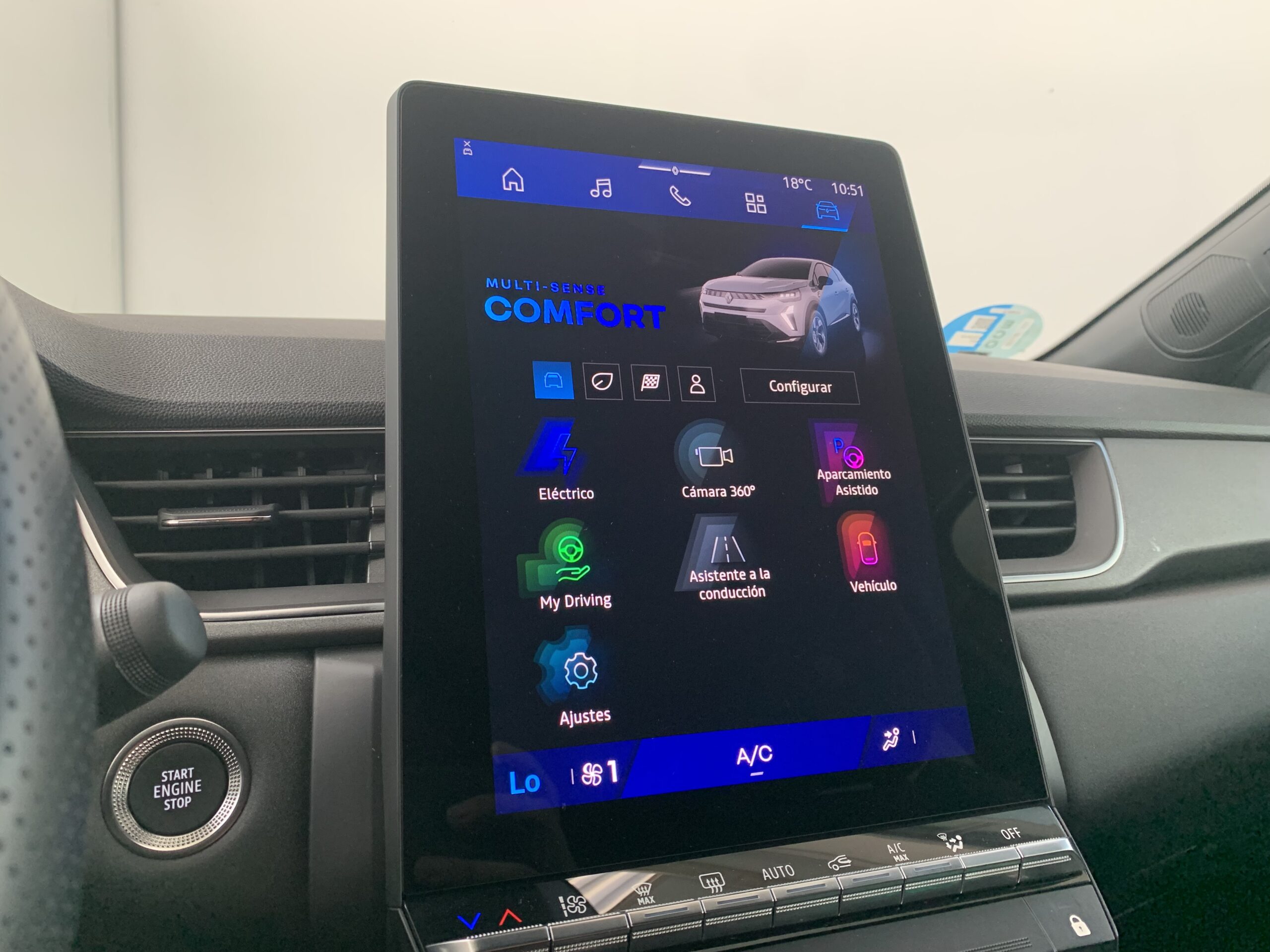 RENAULT SYMBIOZ TECHNO E-TECH FULL HYBRID 145CV + RUEDA + PACK PARKING SAFETY & DRIVING