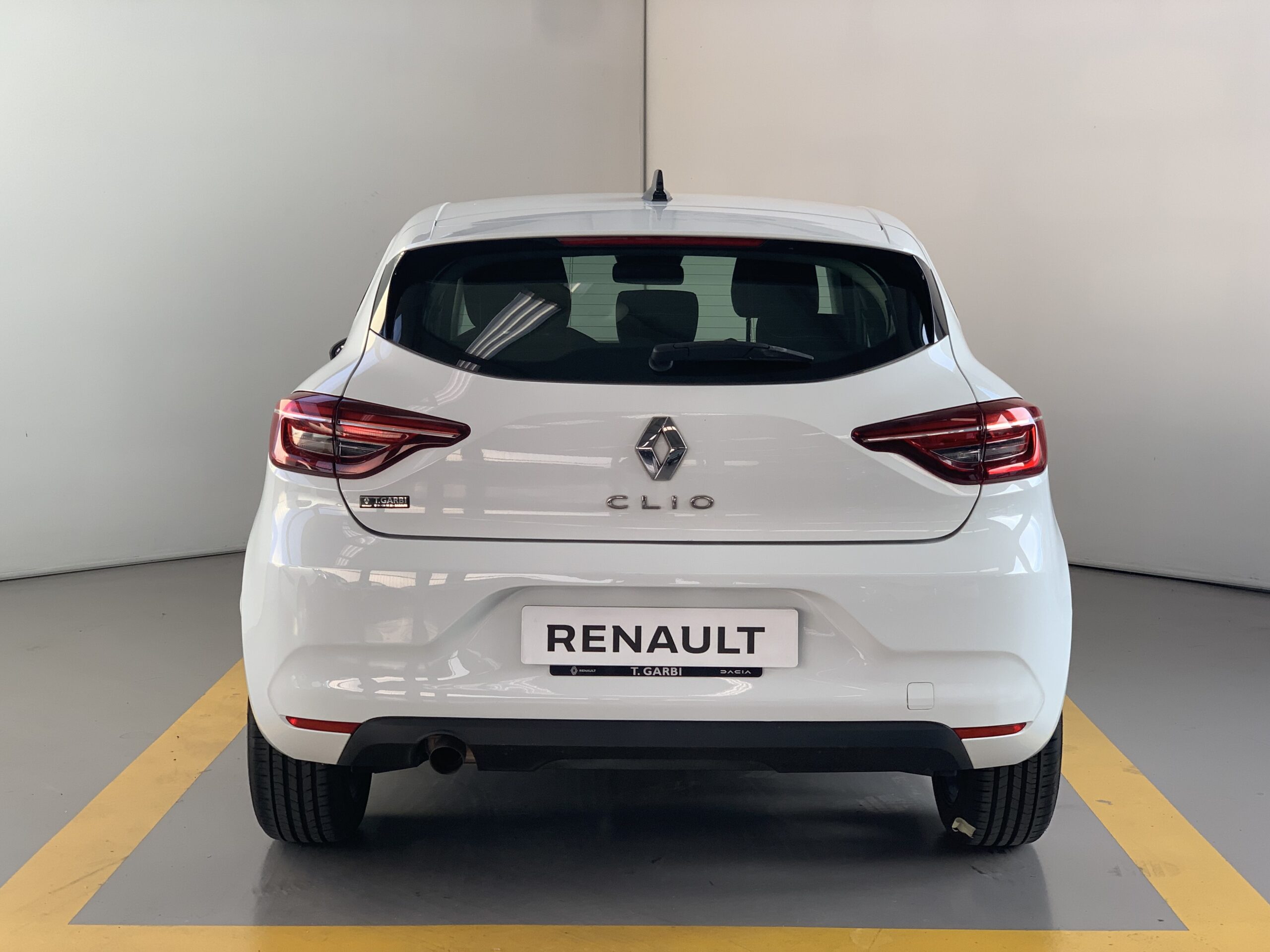 RENAULT CLIO LIMITED TCE 90CV