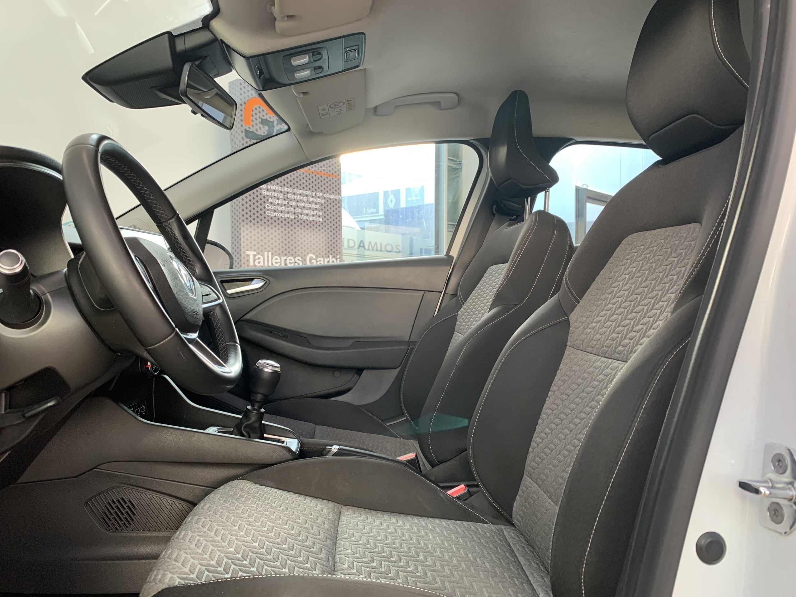 RENAULT CLIO LIMITED TCE 90CV