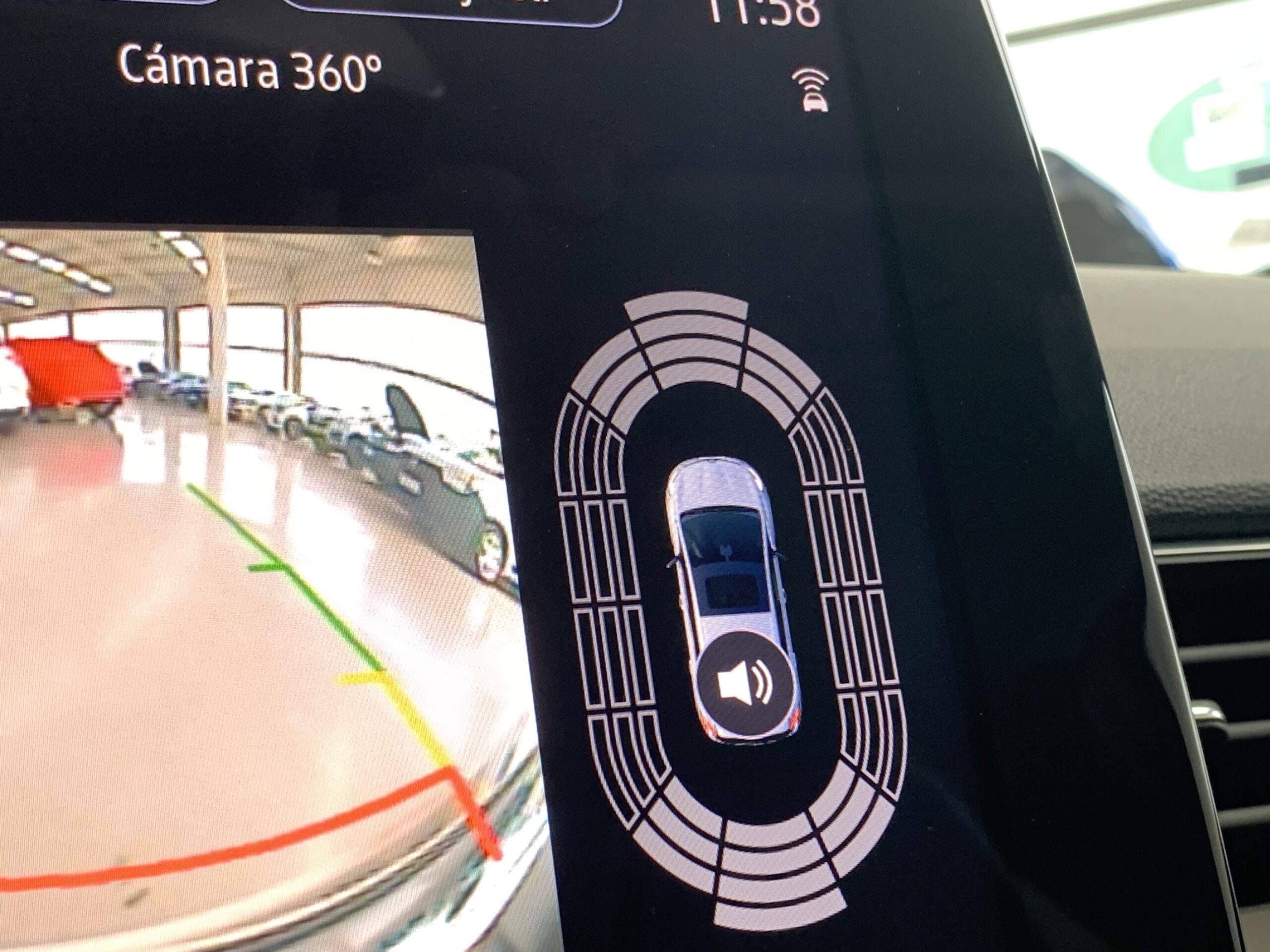 RENAULT CAPTUR TECHNO TCE 90CV + RUEDA DE REPUESTO + BARRAS DE TECHO LONGITUDINALES + CARGADOR INDUCCION + PACK CITY PREMIUM (Camara 360º + Easy Park Assist) + PACK FULL SCREEN (Navegacion)