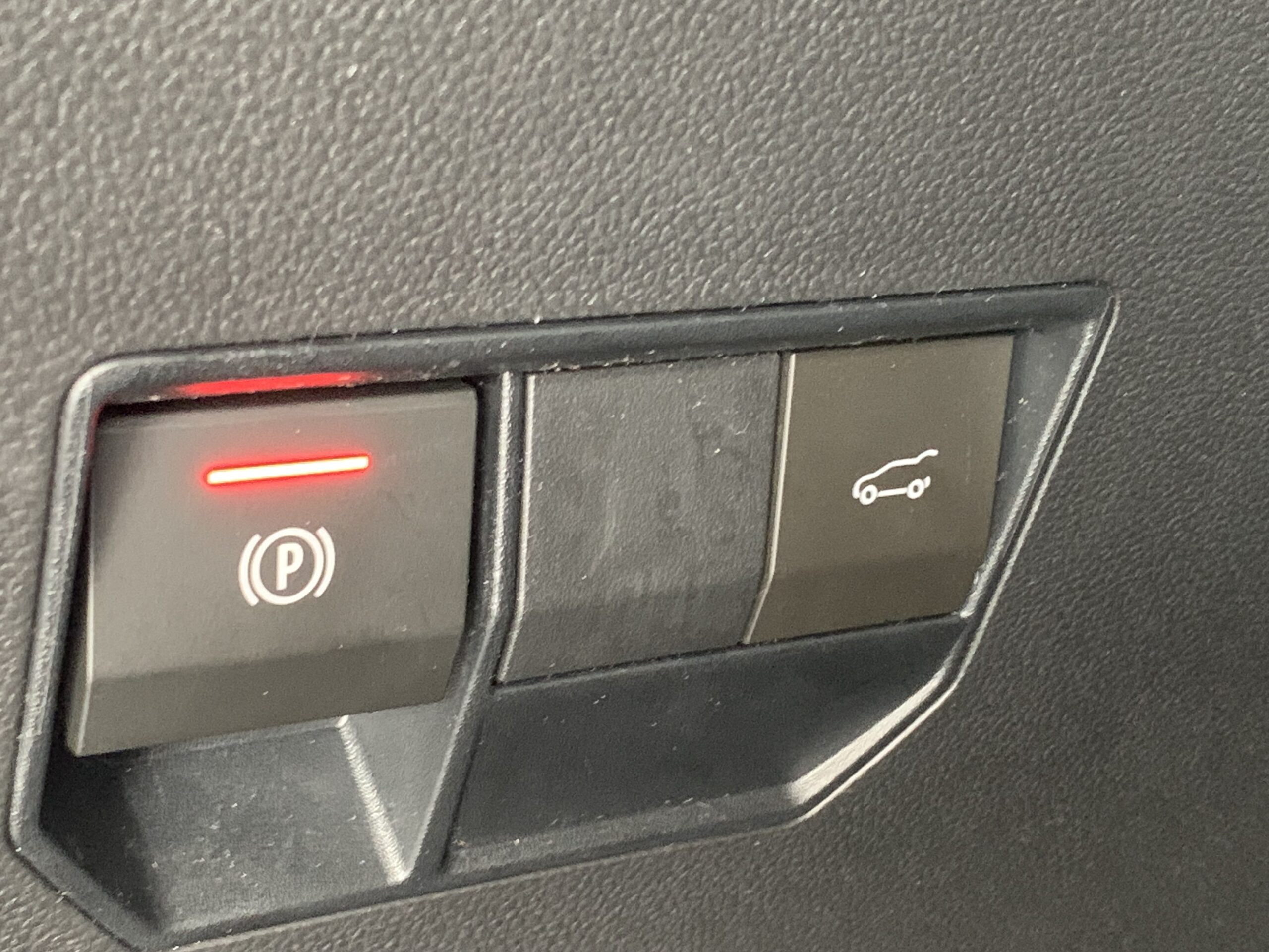 DACIA BIGSTER JOURNEY HYBRID 155CV + PACK PARKING + LLANTAS DE 19´´ + RUEDA