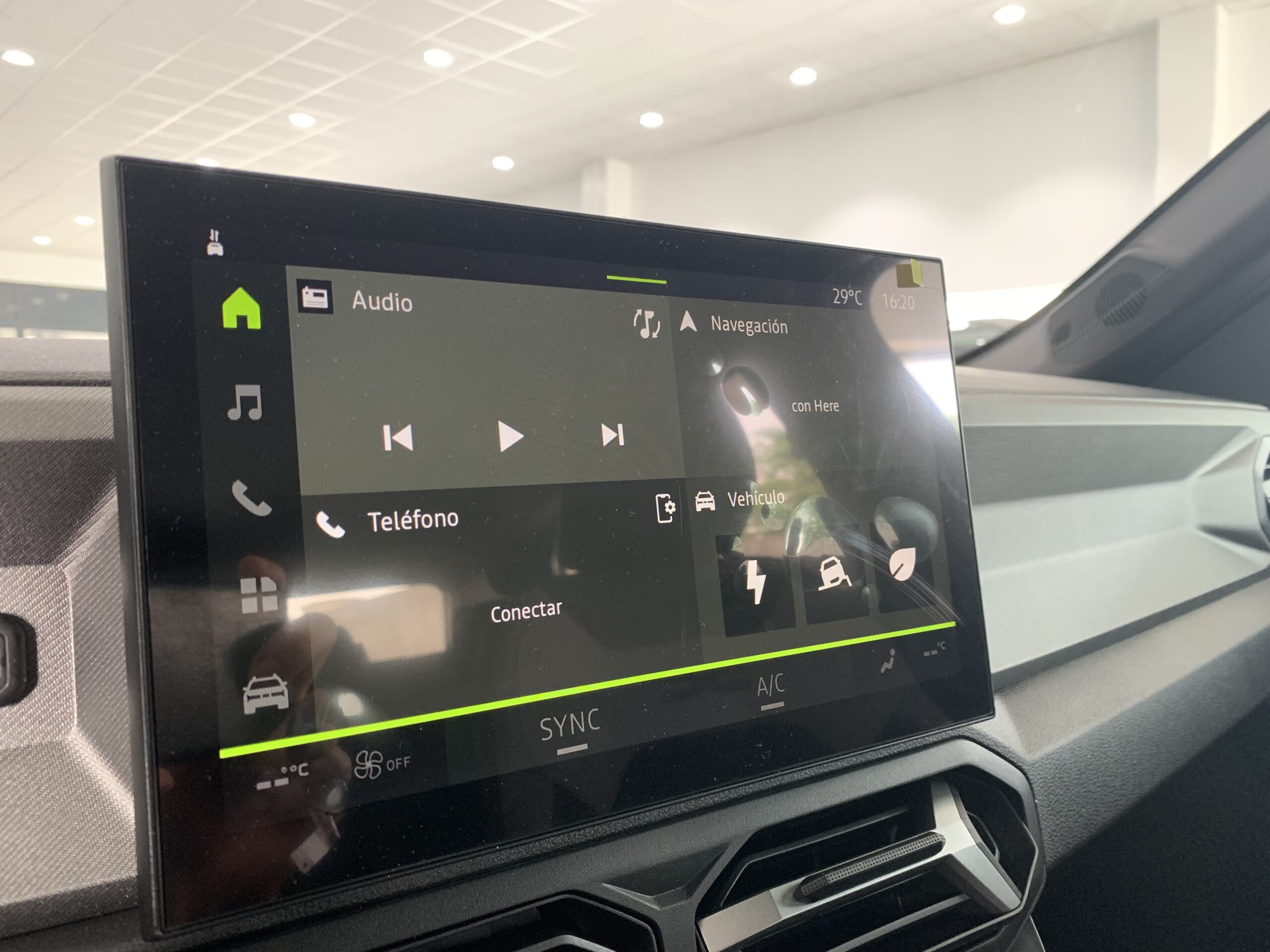 DACIA BIGSTER JOURNEY HYBRID 155CV + PACK PARKING + LLANTAS DE 19´´ + RUEDA