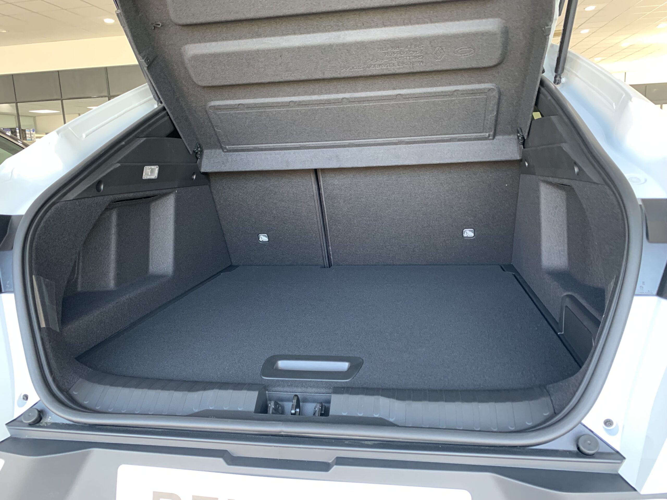 RENAULT ARKANA ESPIRIT ALPINE E-TECH 145CV + PACK PARKING PLUS