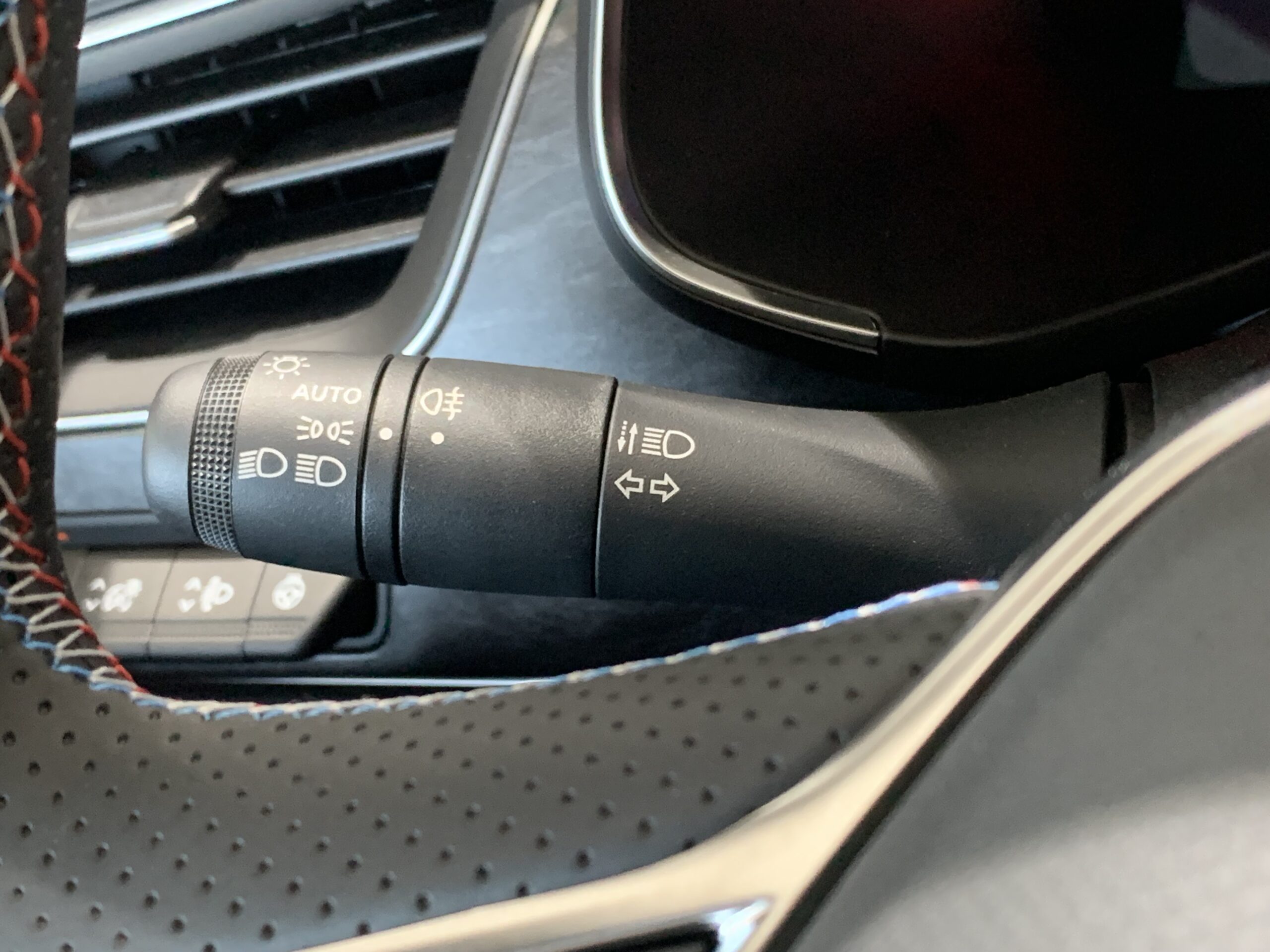 RENAULT ARKANA ESPIRIT ALPINE E-TECH 145CV + PACK PARKING PLUS