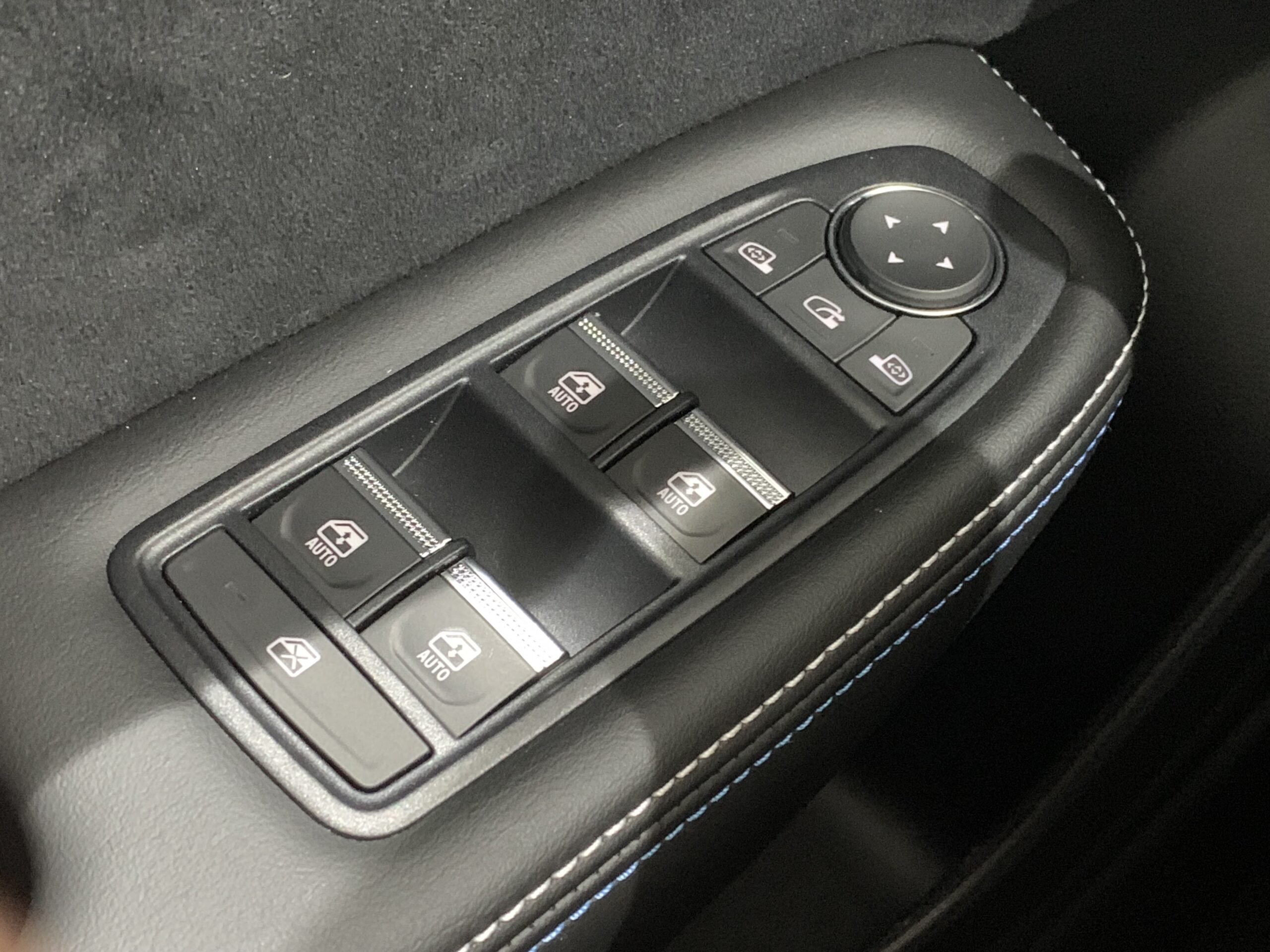 RENAULT ARKANA ESPIRIT ALPINE E-TECH 145CV + PACK PARKING PLUS