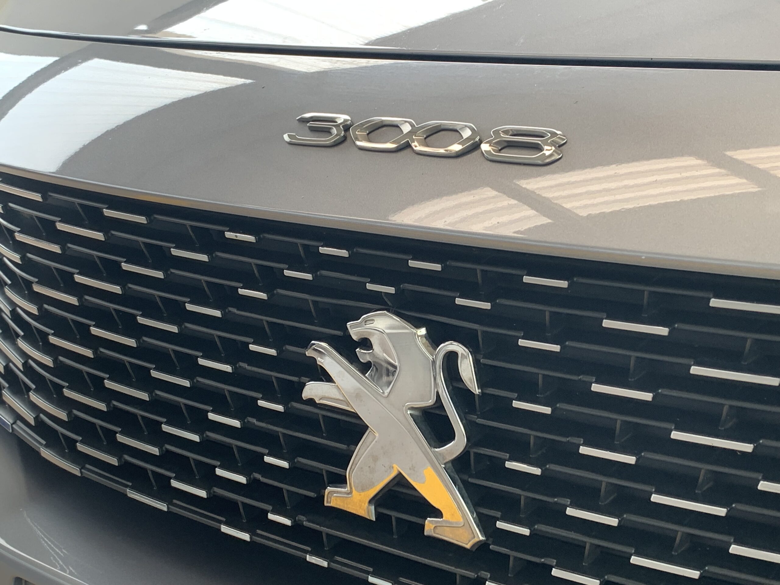 PEUGEOT 3008 ALLURE EAT8 HIBRIDO ENCHUFABLE 225CV