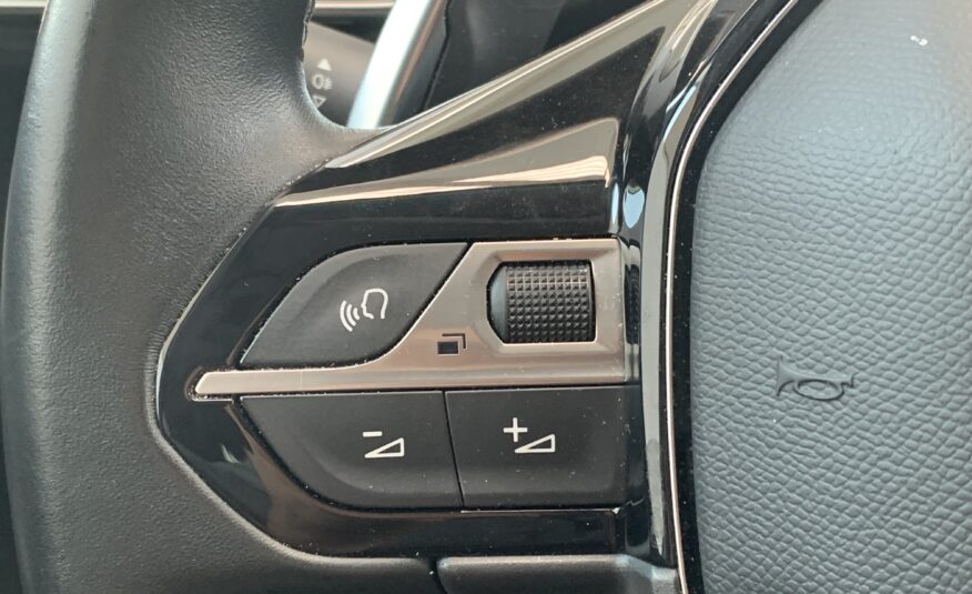 PEUGEOT 3008 ALLURE EAT8 HIBRIDO ENCHUFABLE 225CV