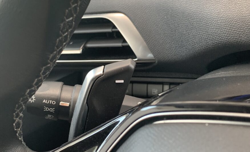 PEUGEOT 3008 ALLURE EAT8 HIBRIDO ENCHUFABLE 225CV