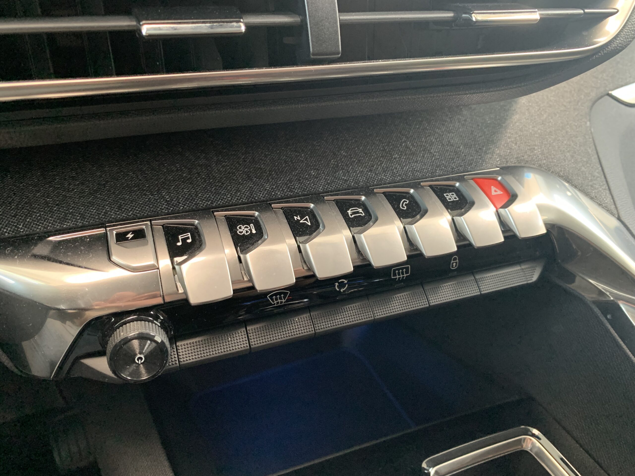 PEUGEOT 3008 ALLURE EAT8 HIBRIDO ENCHUFABLE 225CV