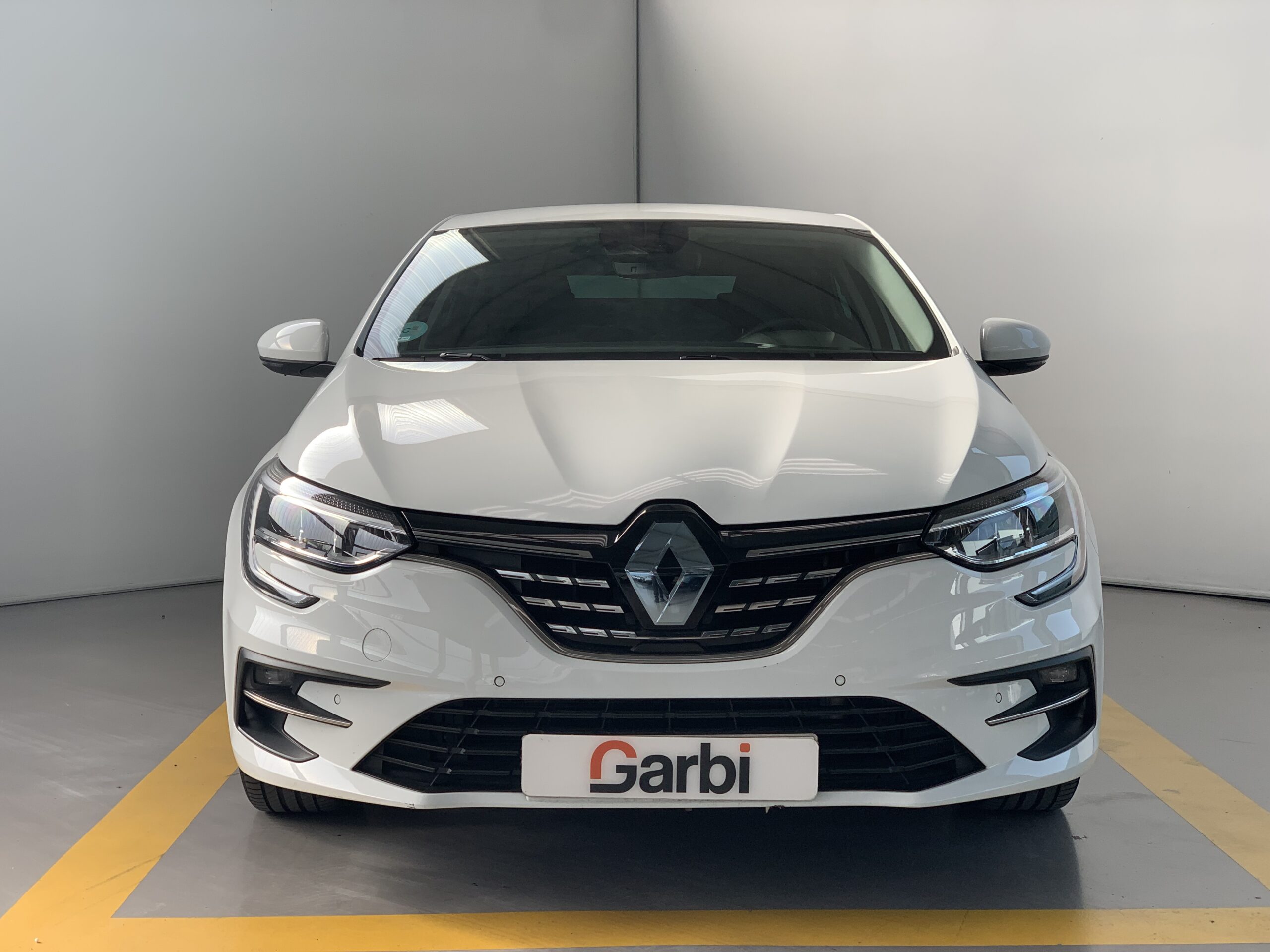 RENAULT MEGANE (BERLINA) TECHNO BLUE DCI 115CV + RUEDA